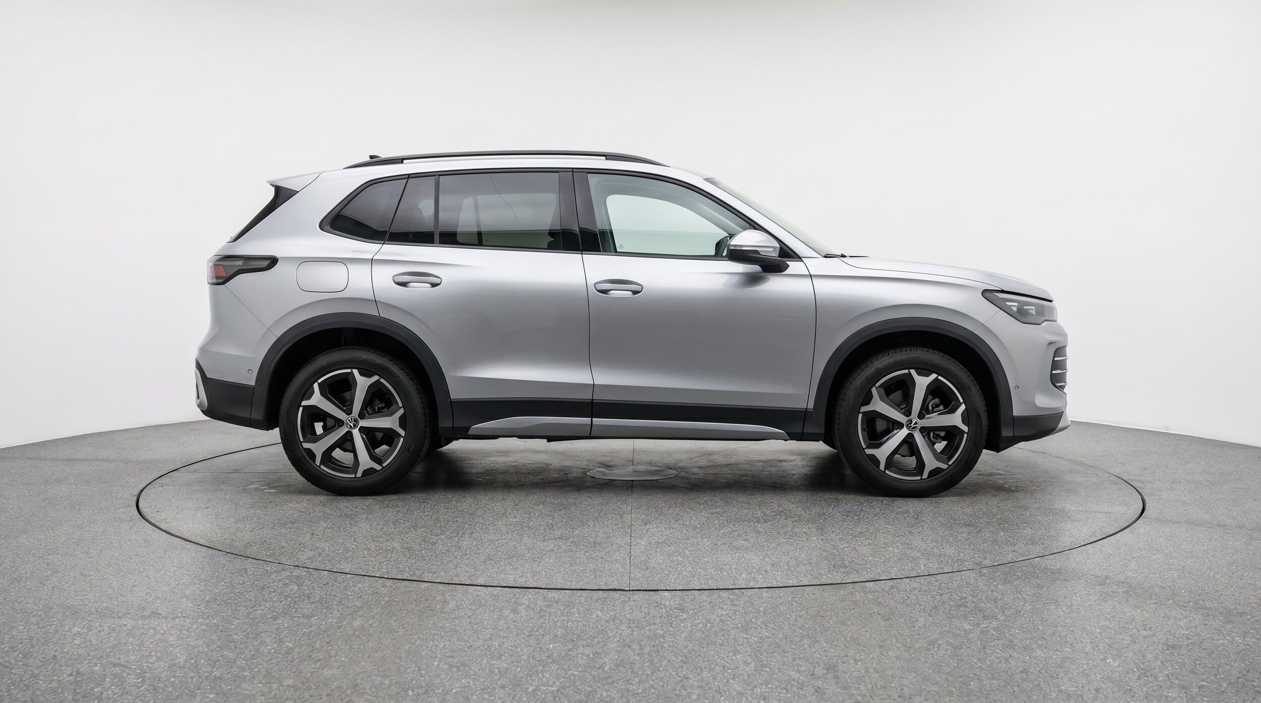 Thumbnail: 2026 Volkswagen Tiguan - 11