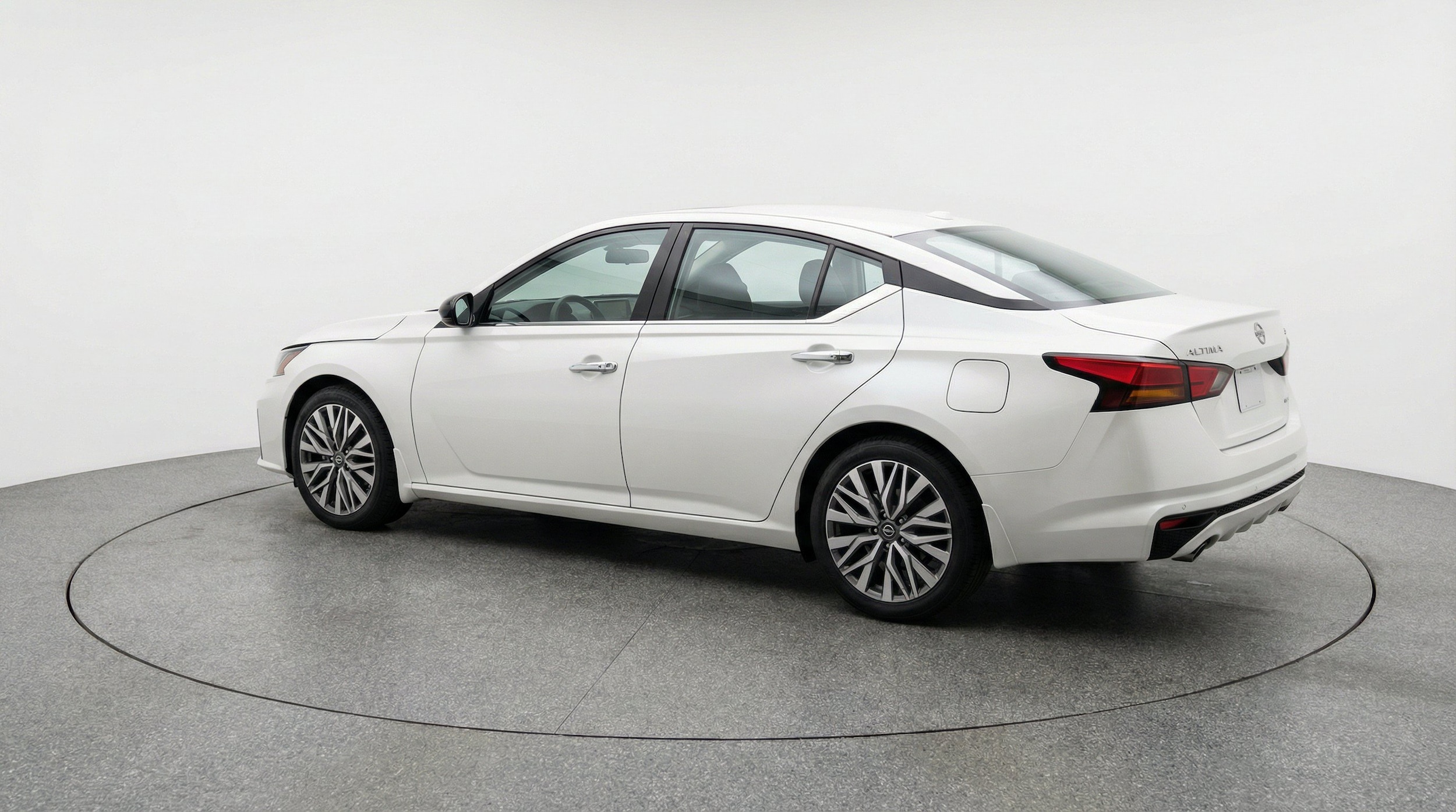 Thumbnail: 2025 Nissan Altima - 6