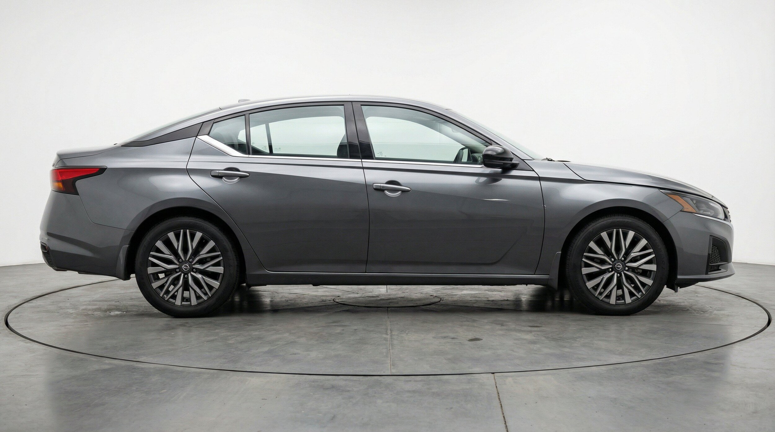 Thumbnail: 2025 Nissan Altima - 11
