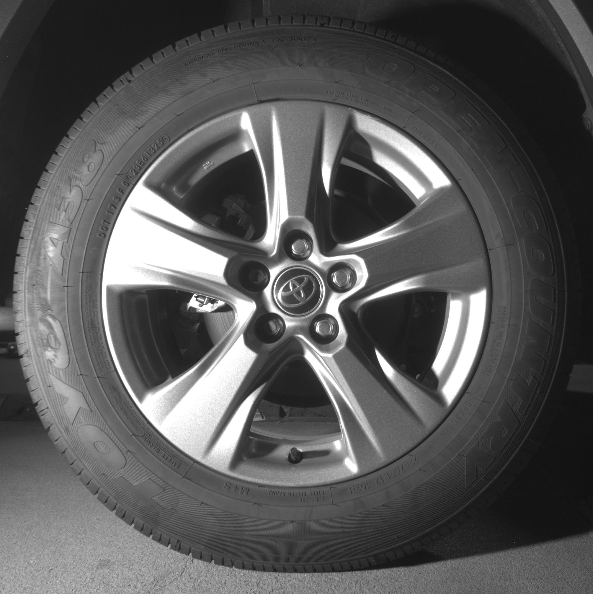 Thumbnail: 2025 Toyota RAV4 - 12