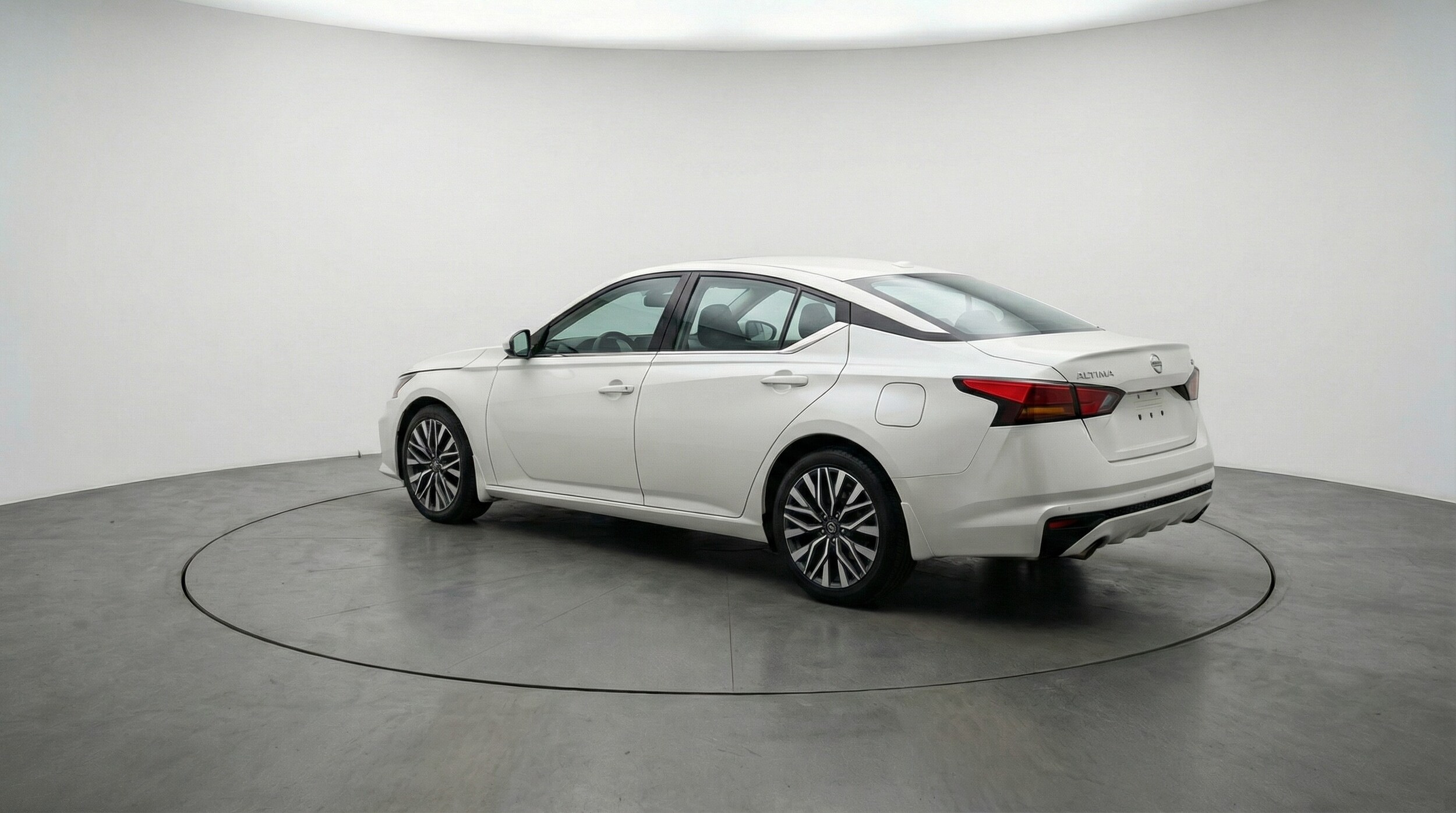 Thumbnail: 2025 Nissan Altima - 5