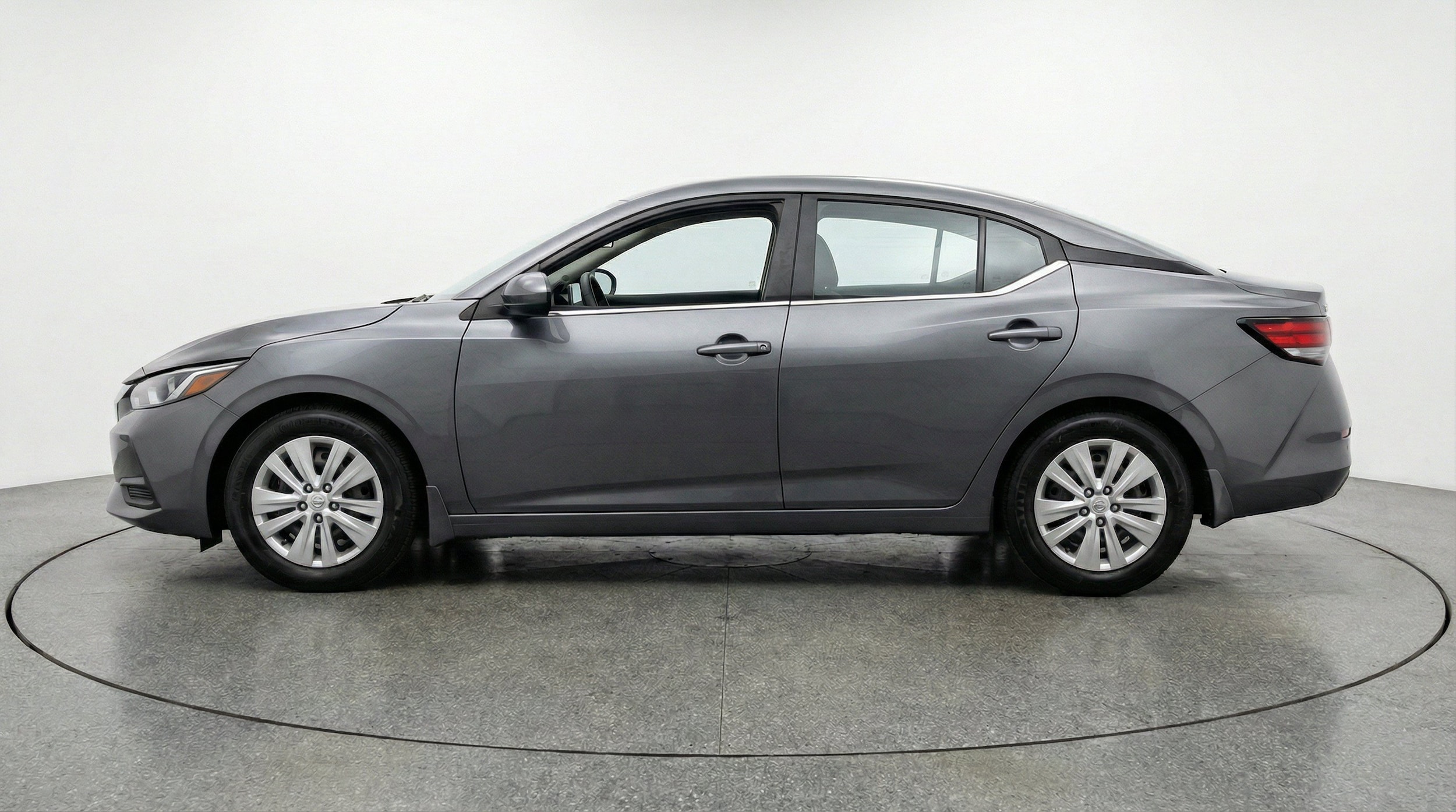 Thumbnail: 2025 Nissan Sentra - 5