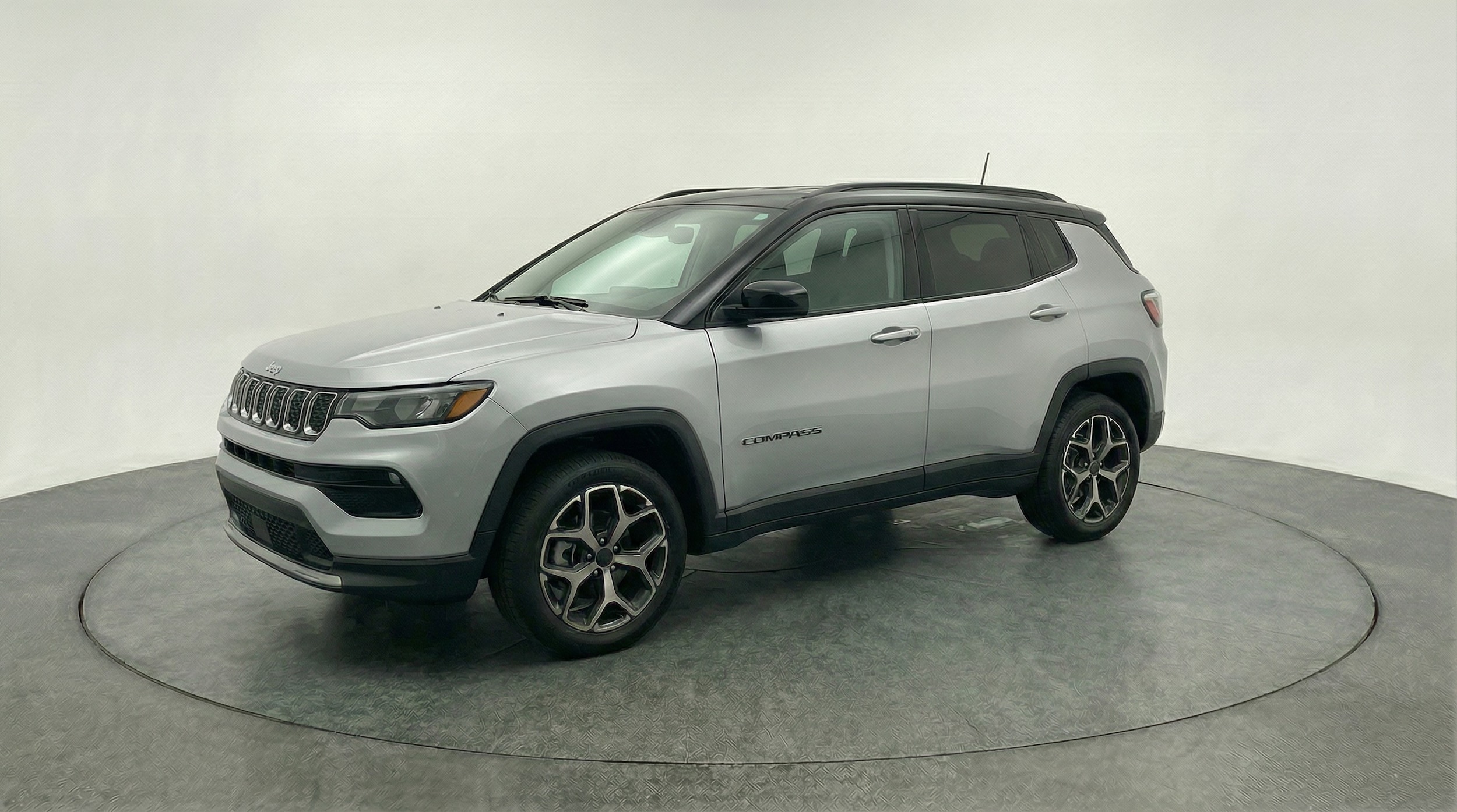 Thumbnail: 2025 Jeep Compass - 3