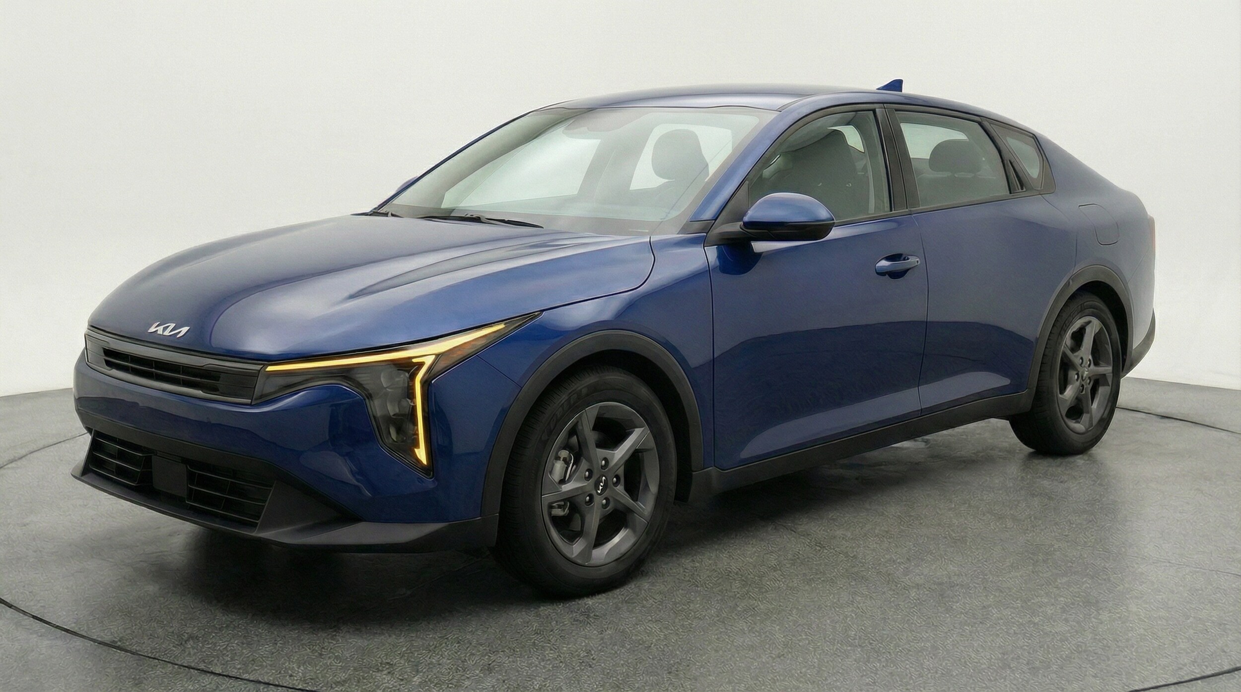 Thumbnail: 2025 Kia K4 - 3
