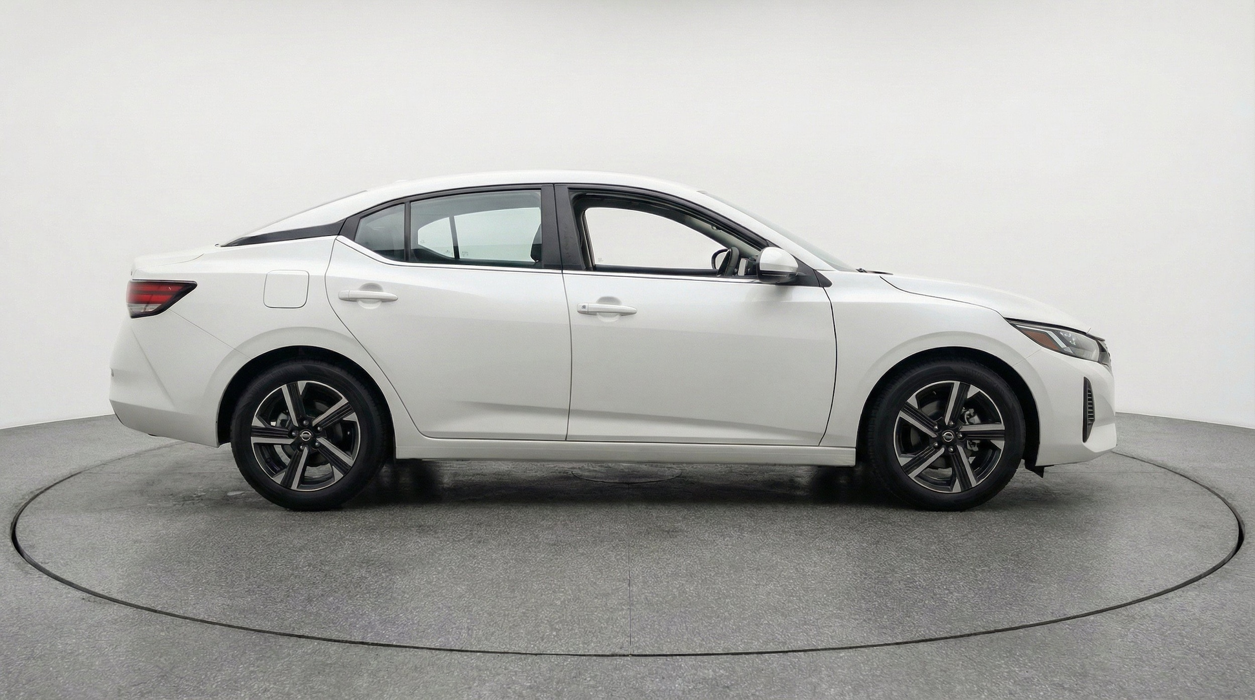 Thumbnail: 2025 Nissan Sentra - 11