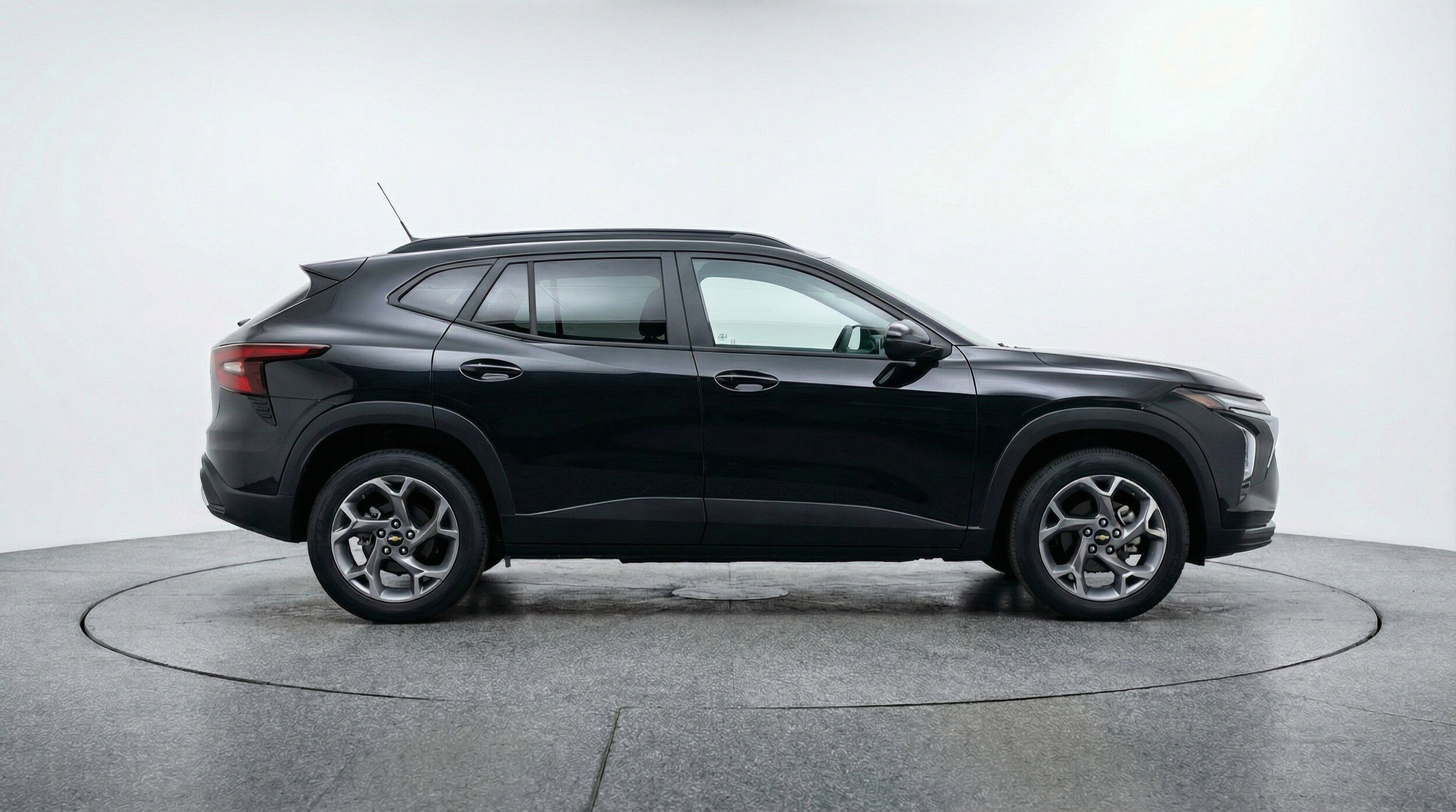 Thumbnail: 2025 Chevrolet Trax - 11