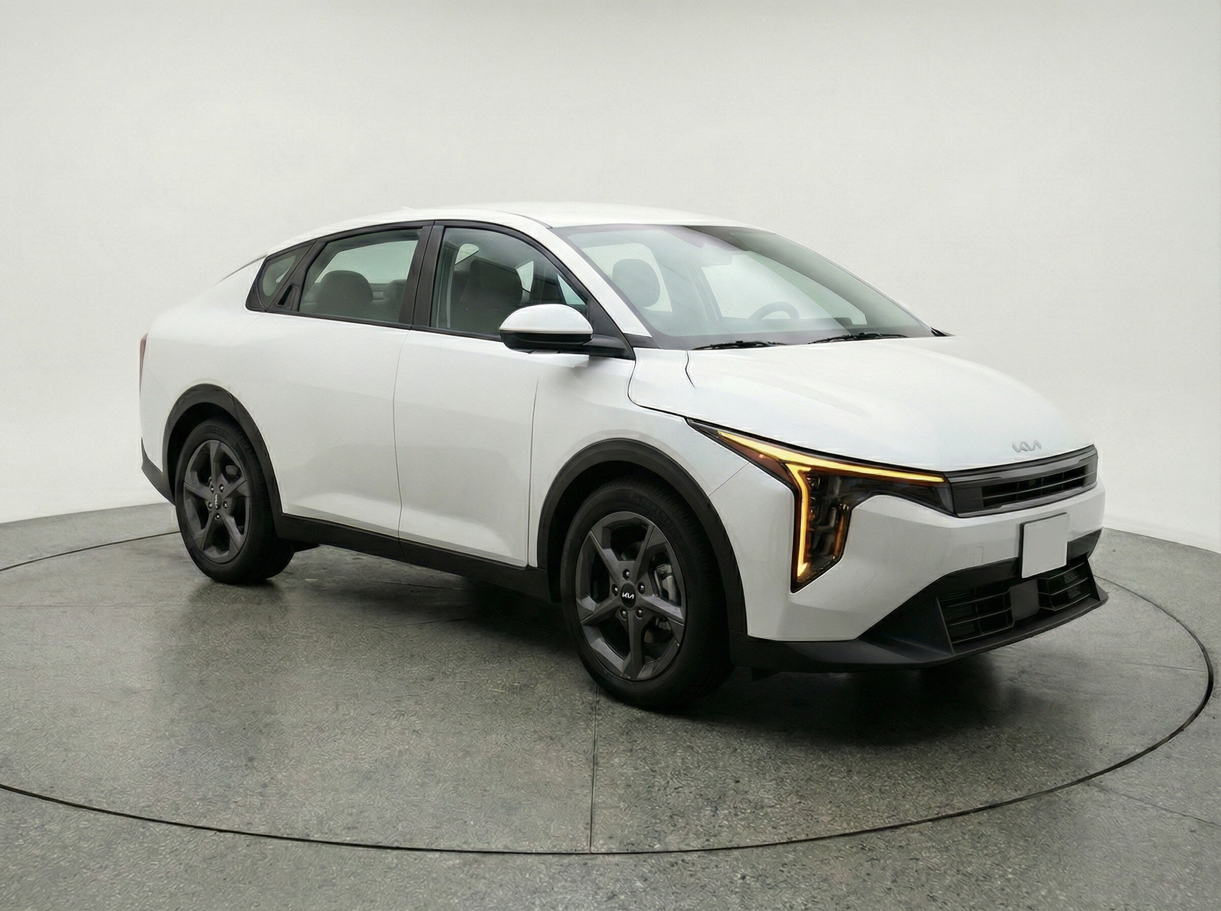 Thumbnail: 2025 Kia K4 - 1