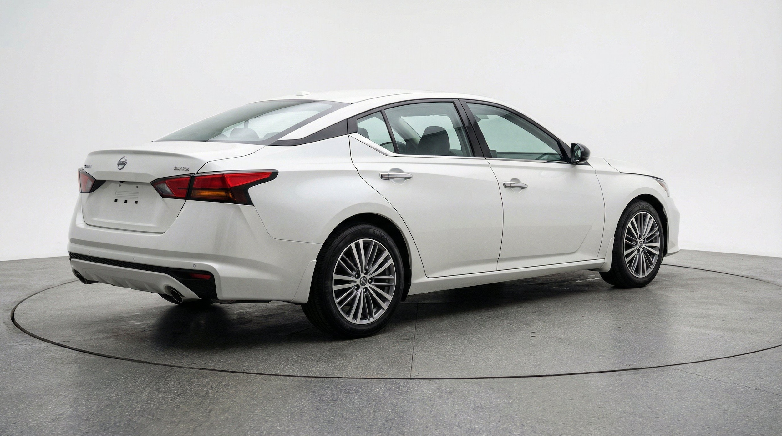 Thumbnail: 2025 Nissan Altima - 9