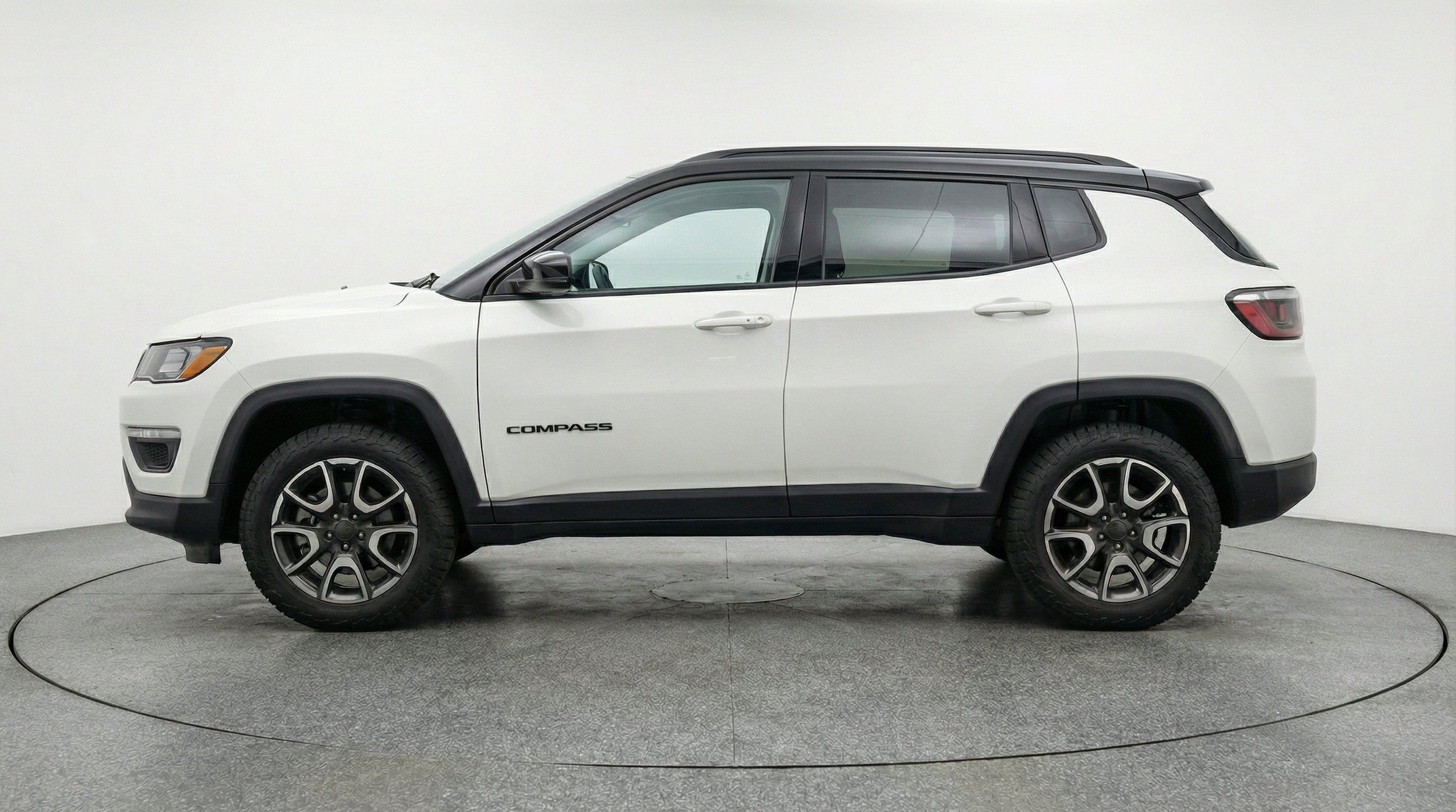 Thumbnail: 2025 Jeep Compass - 11