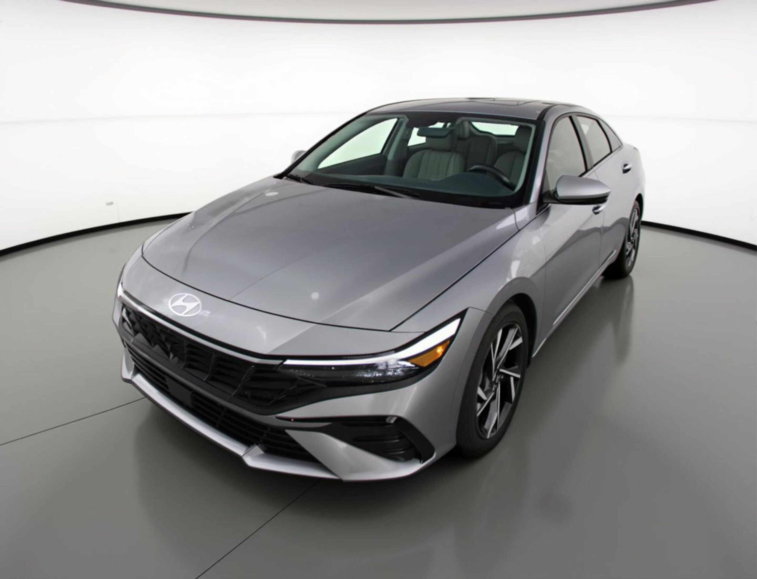 Thumbnail: 2025 Hyundai Elantra - 3