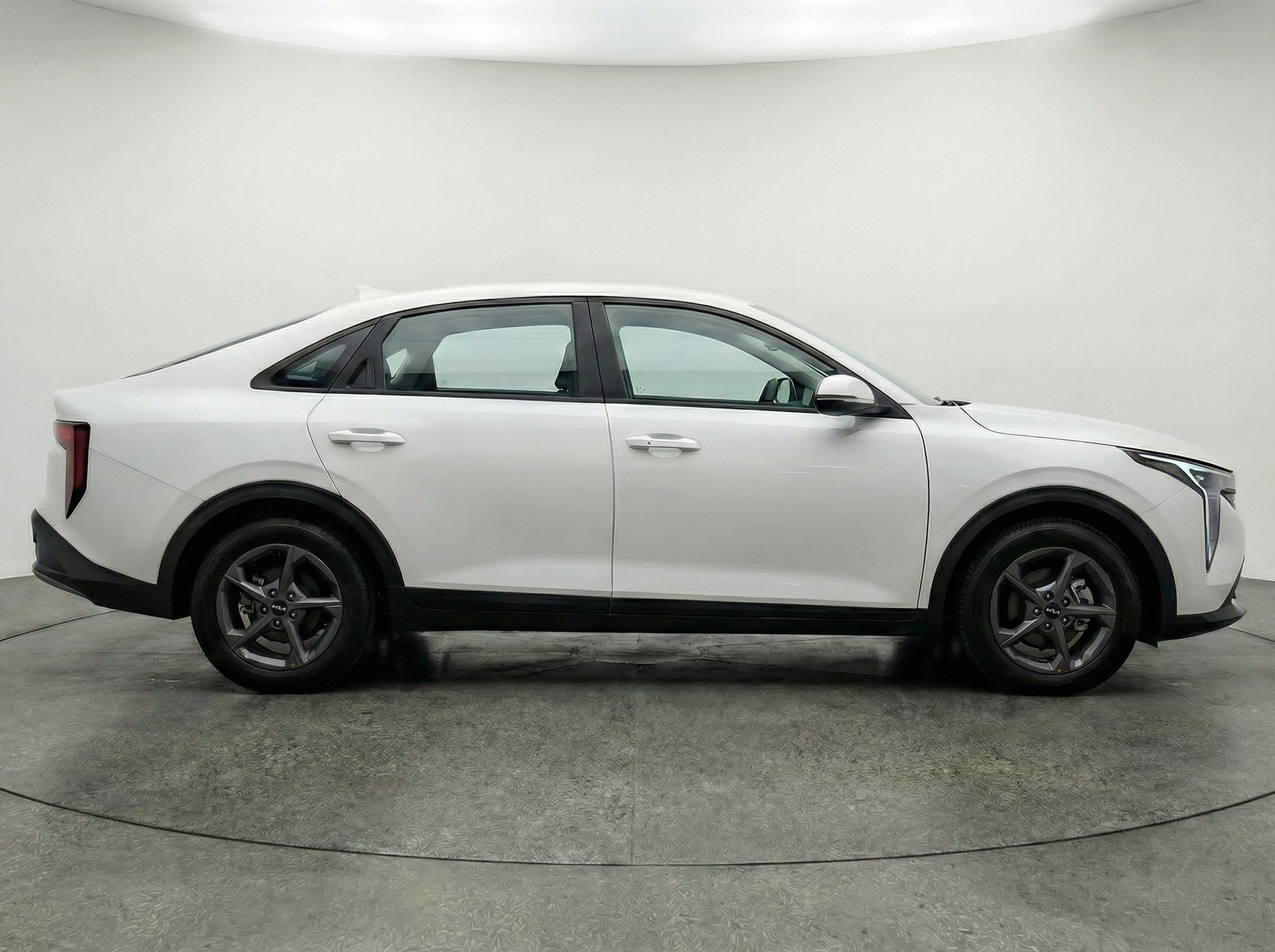 Thumbnail: 2025 Kia K4 - 11