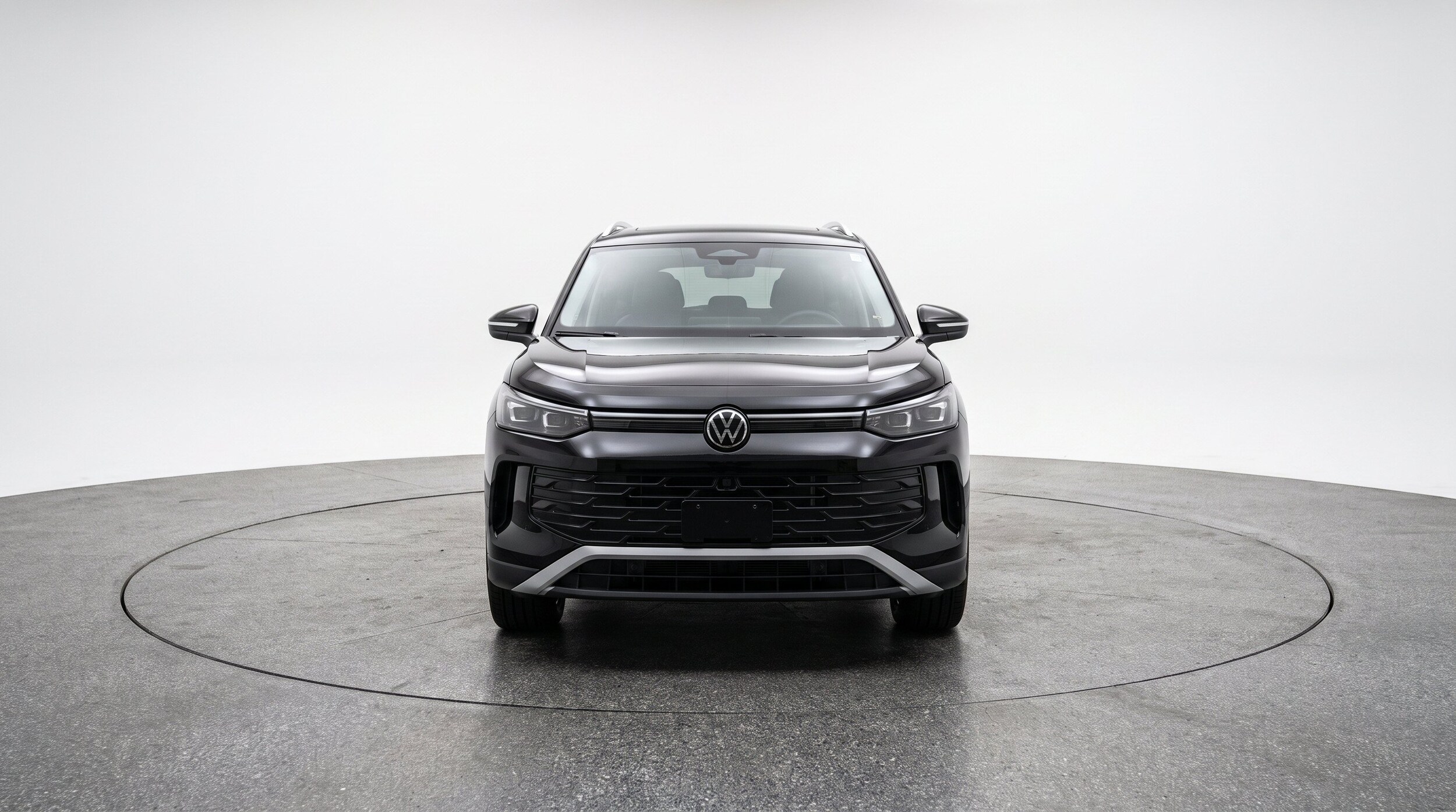 Thumbnail: 2026 Volkswagen Tiguan - 2
