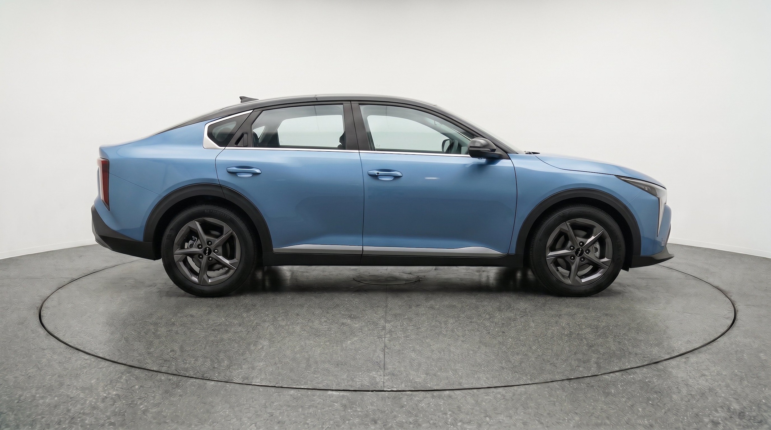 Thumbnail: 2026 Kia K4 - 10