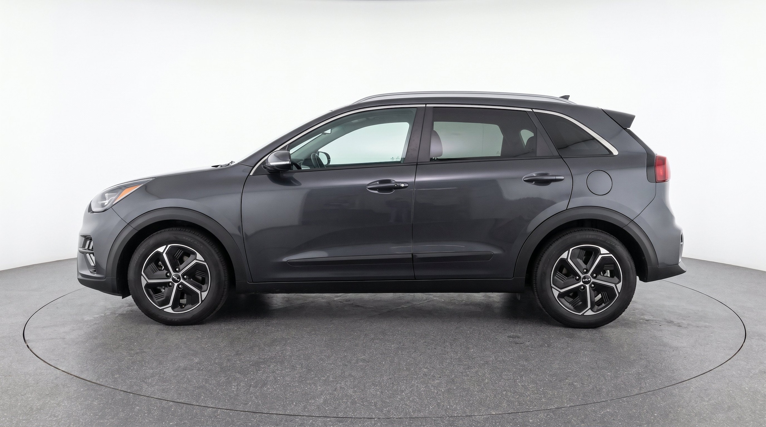 Thumbnail: 2026 Kia Niro - 5