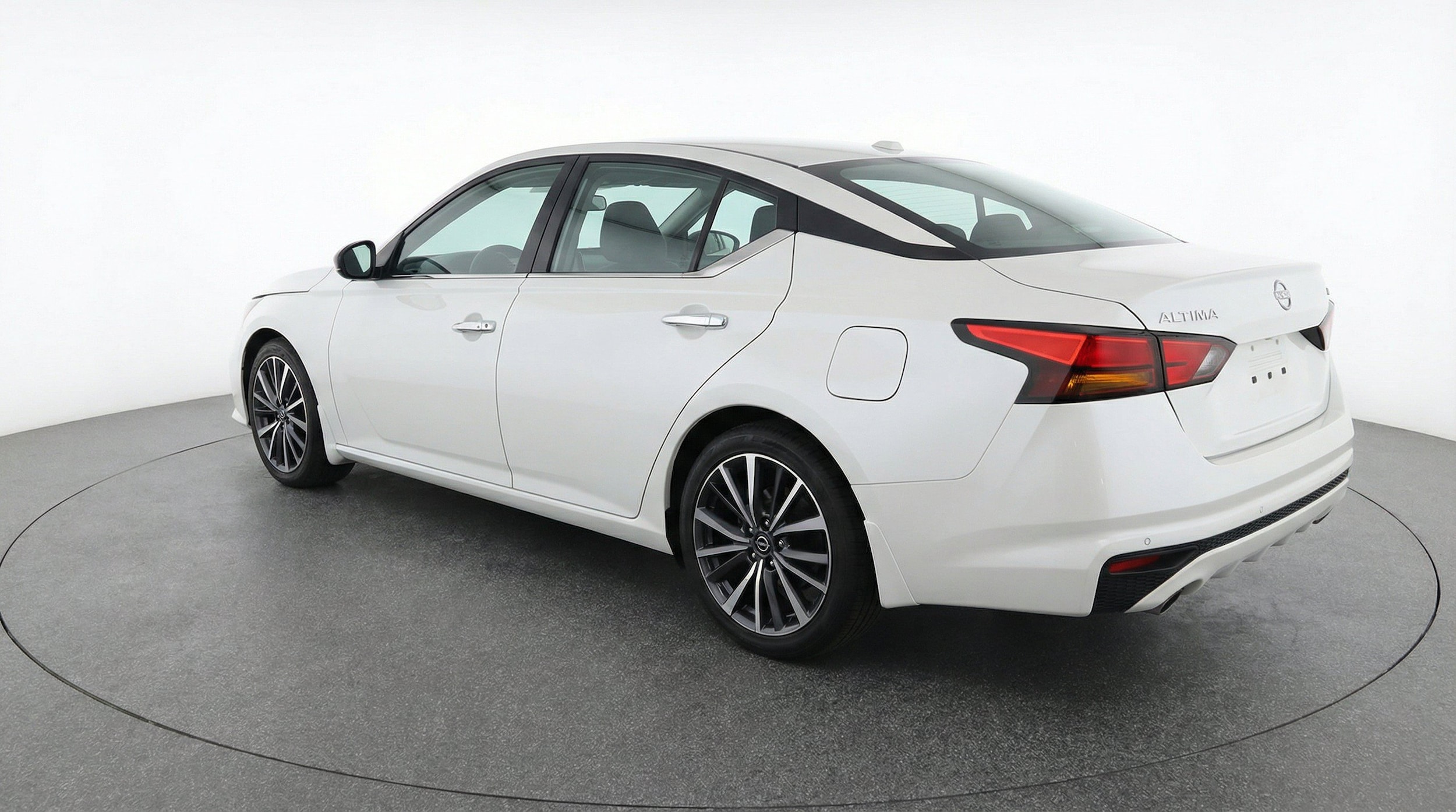 Thumbnail: 2025 Nissan Altima - 6