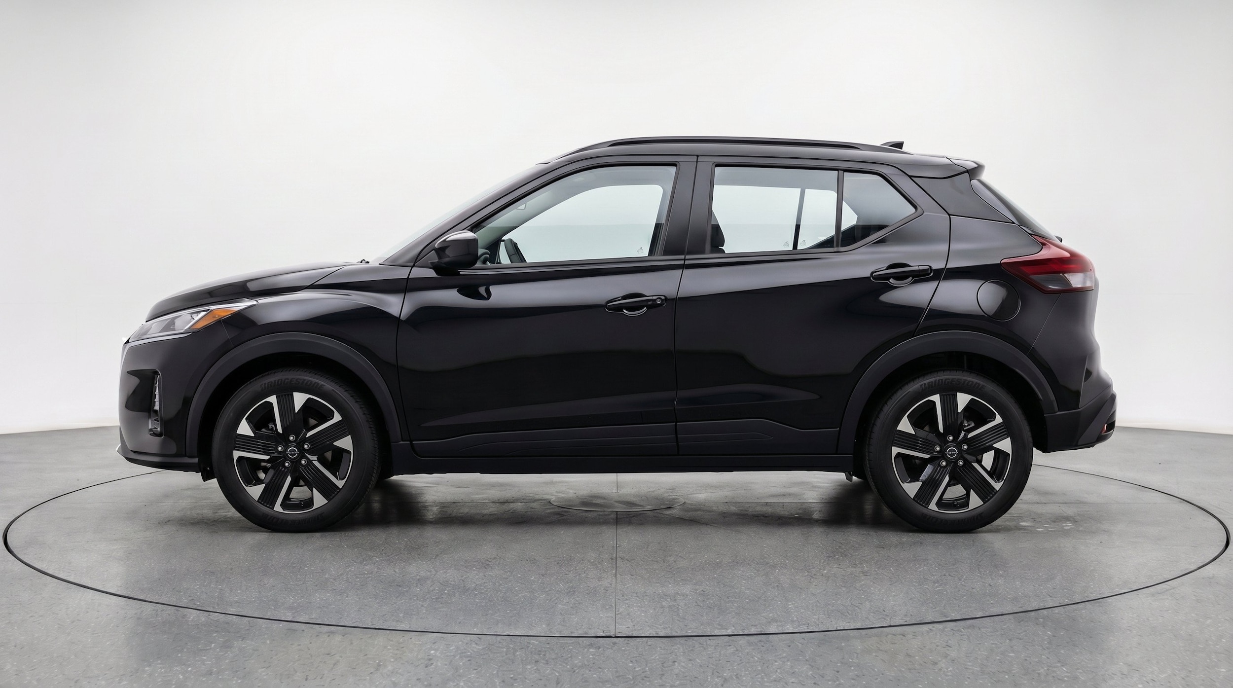 Thumbnail: 2026 Nissan Kicks - 5
