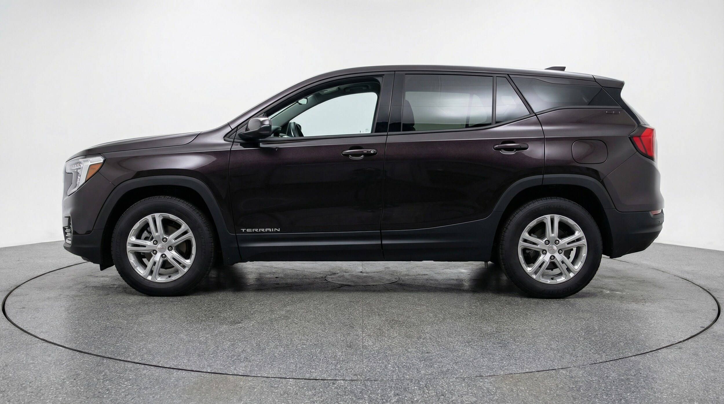 Thumbnail: 2024 GMC Terrain - 4