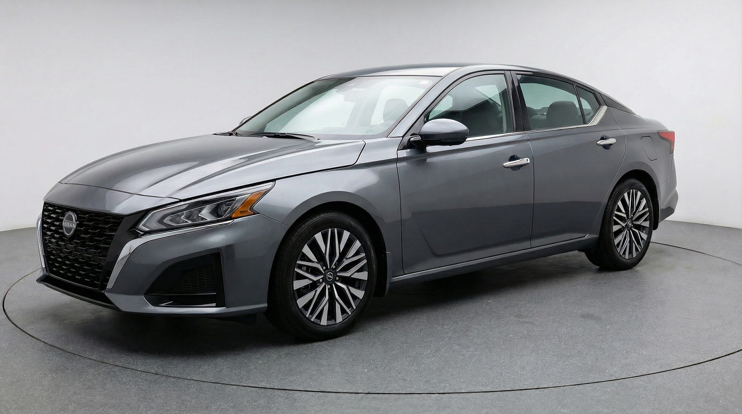 Thumbnail: 2025 Nissan Altima - 3