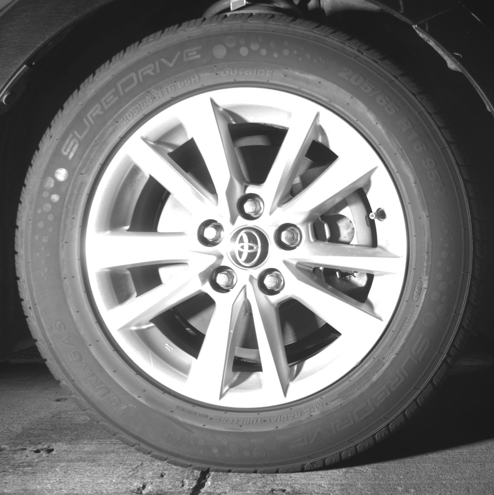 Thumbnail: 2025 Toyota Camry - 10