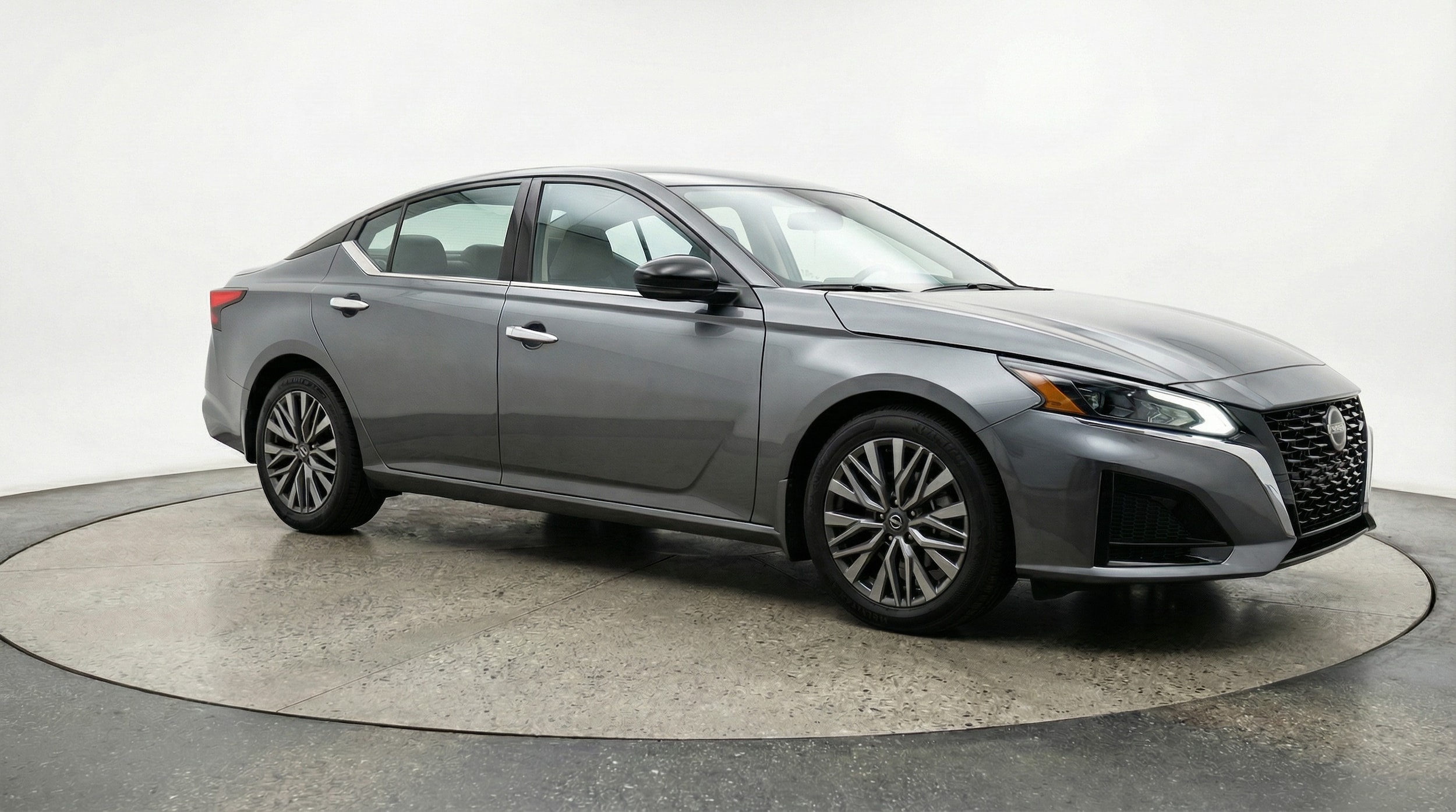 Thumbnail: 2025 Nissan Altima - 1