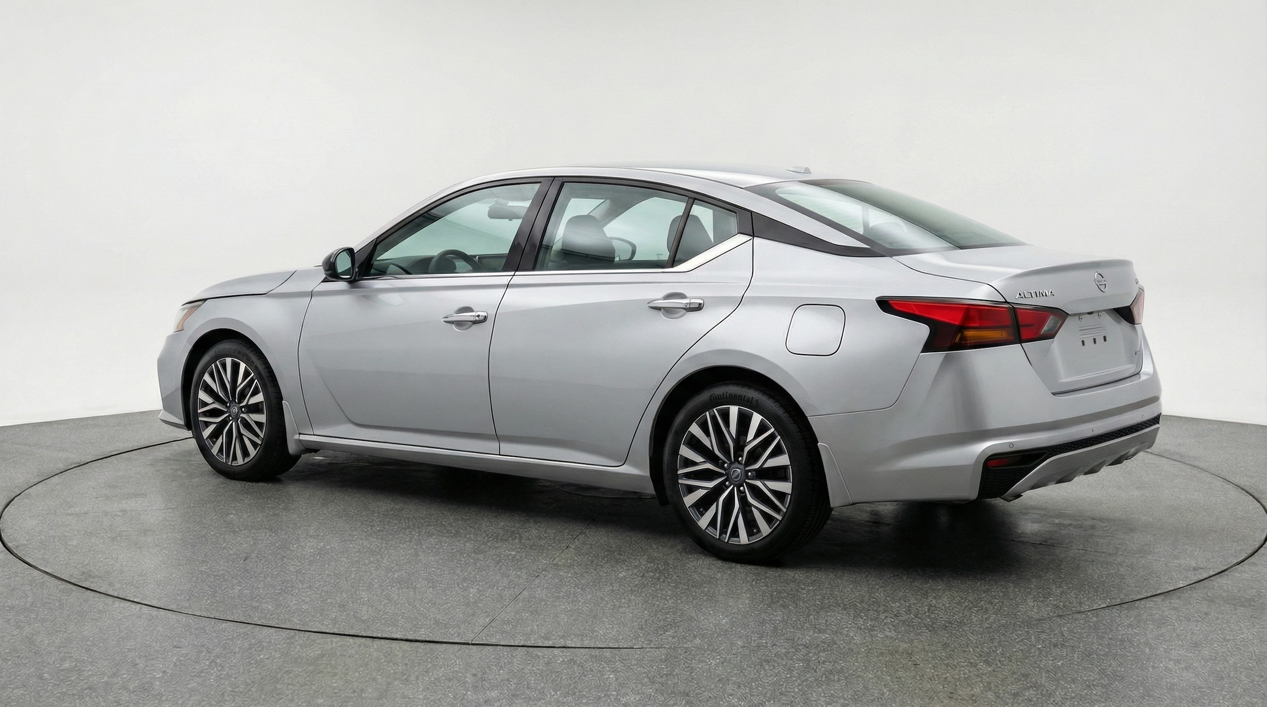 Thumbnail: 2025 Nissan Altima - 5