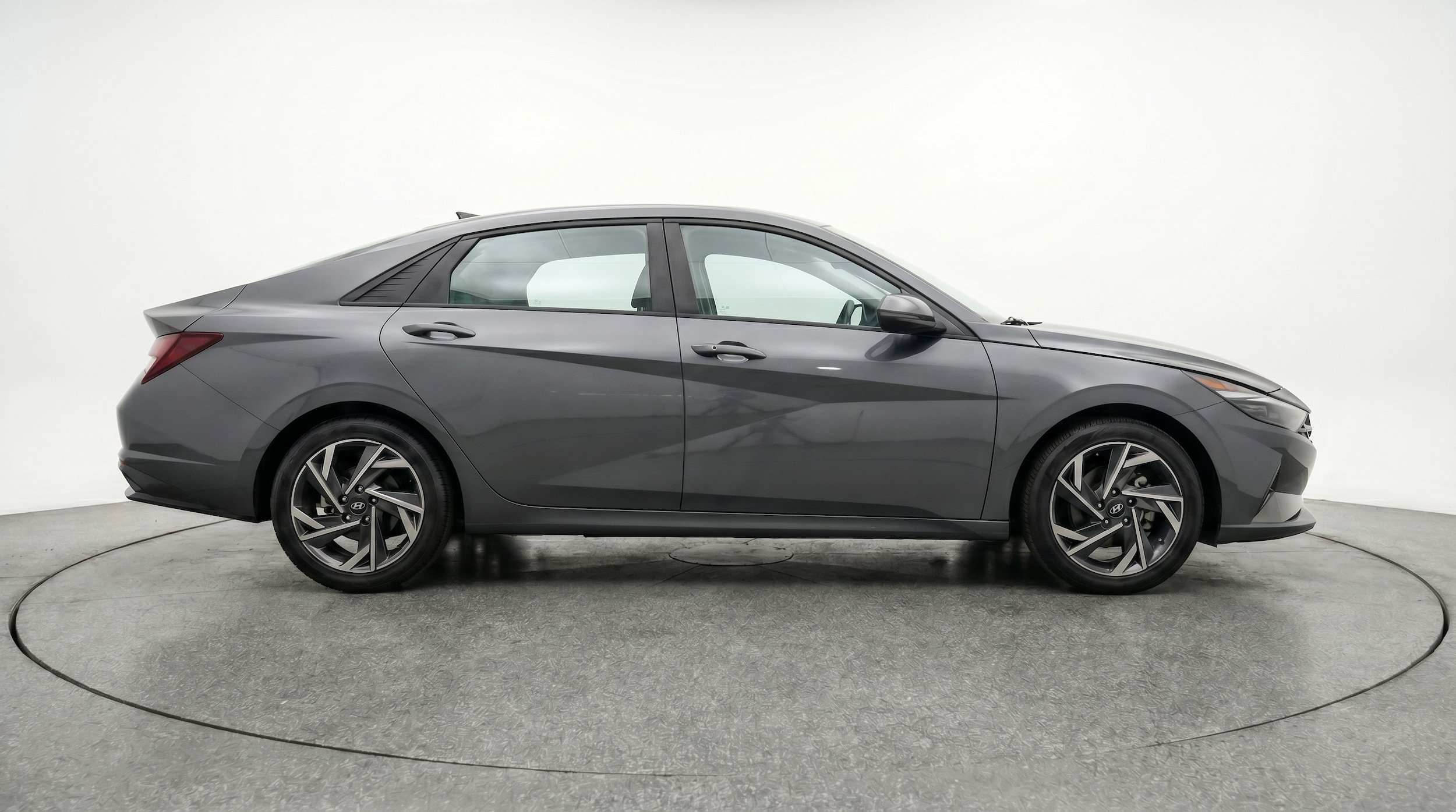 Thumbnail: 2025 Hyundai Elantra - 8