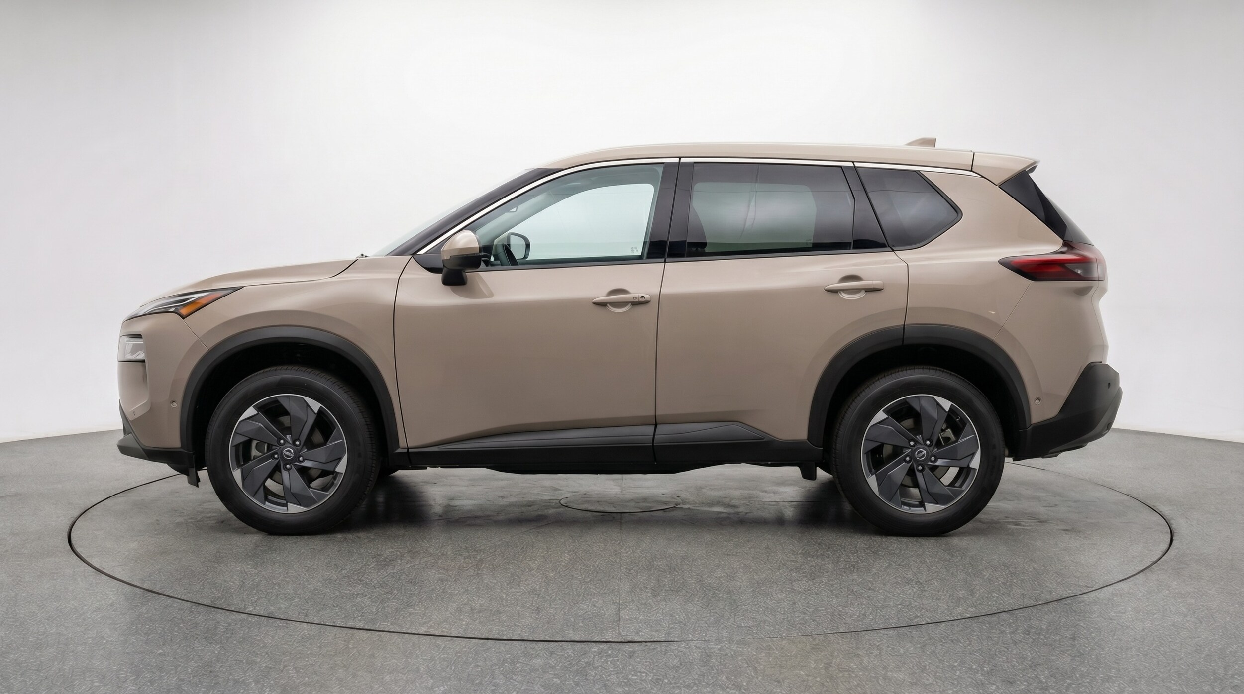 Thumbnail: 2025 Nissan Rogue - 4