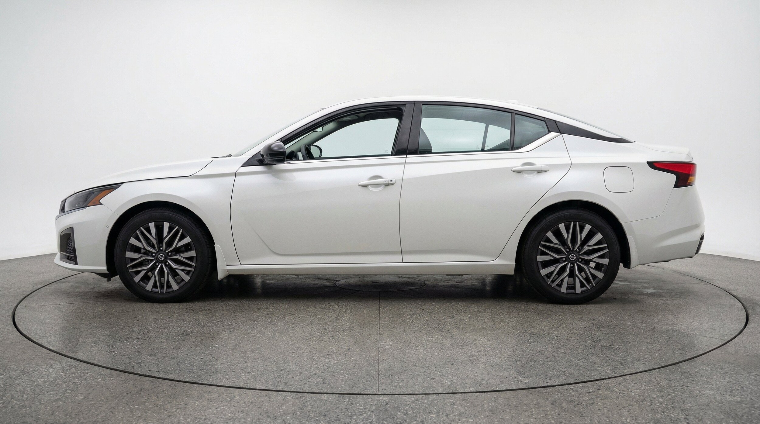 Thumbnail: 2026 Nissan Altima - 5