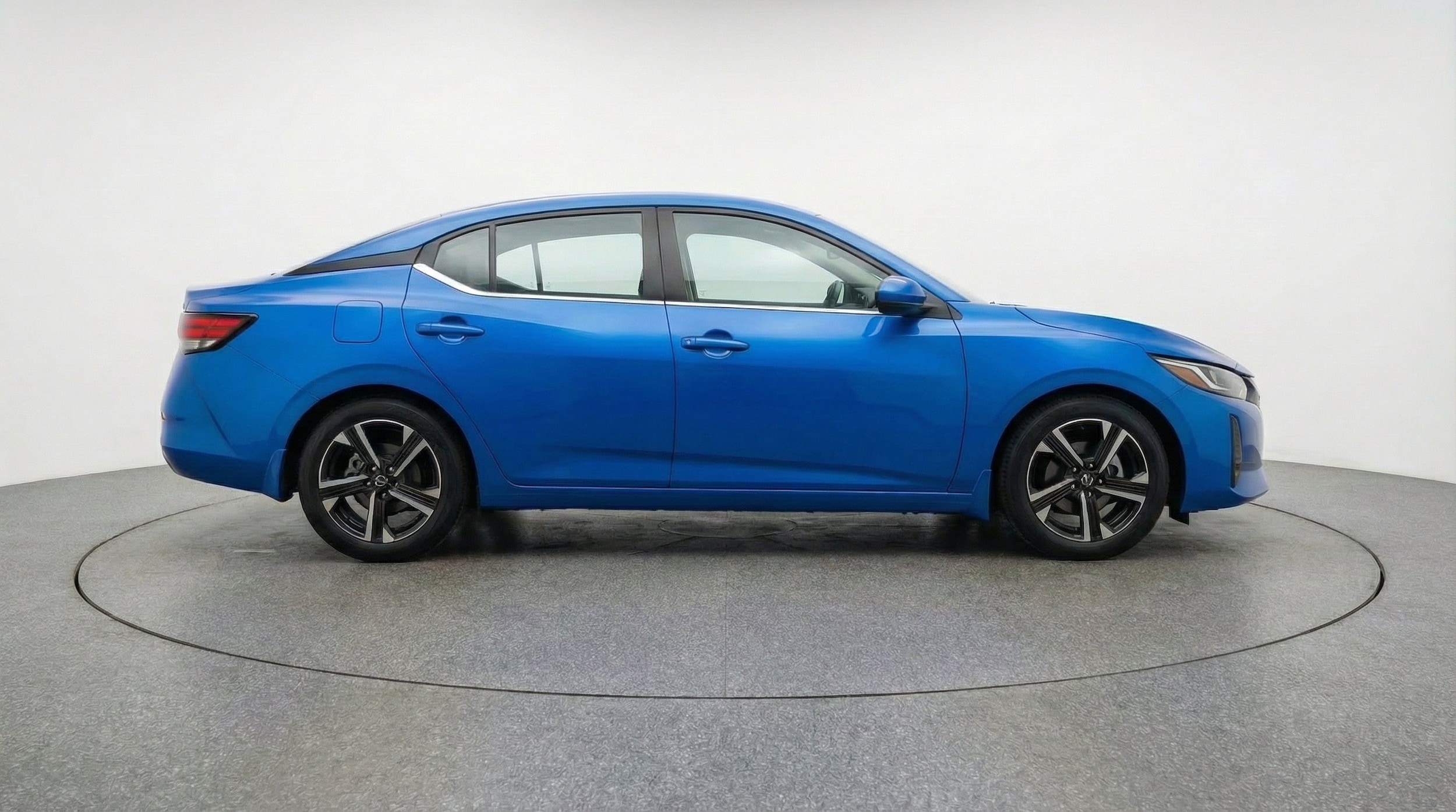 Thumbnail: 2025 Nissan Sentra - 10
