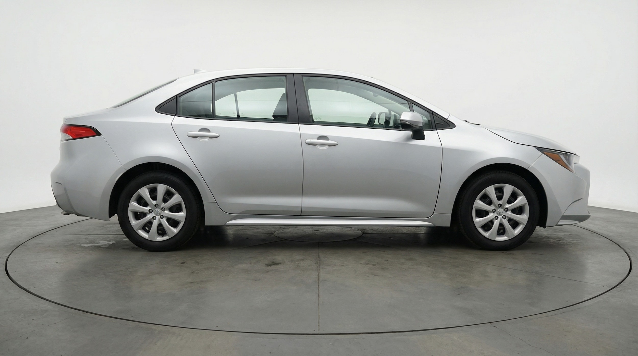 Thumbnail: 2025 Toyota Corolla - 8