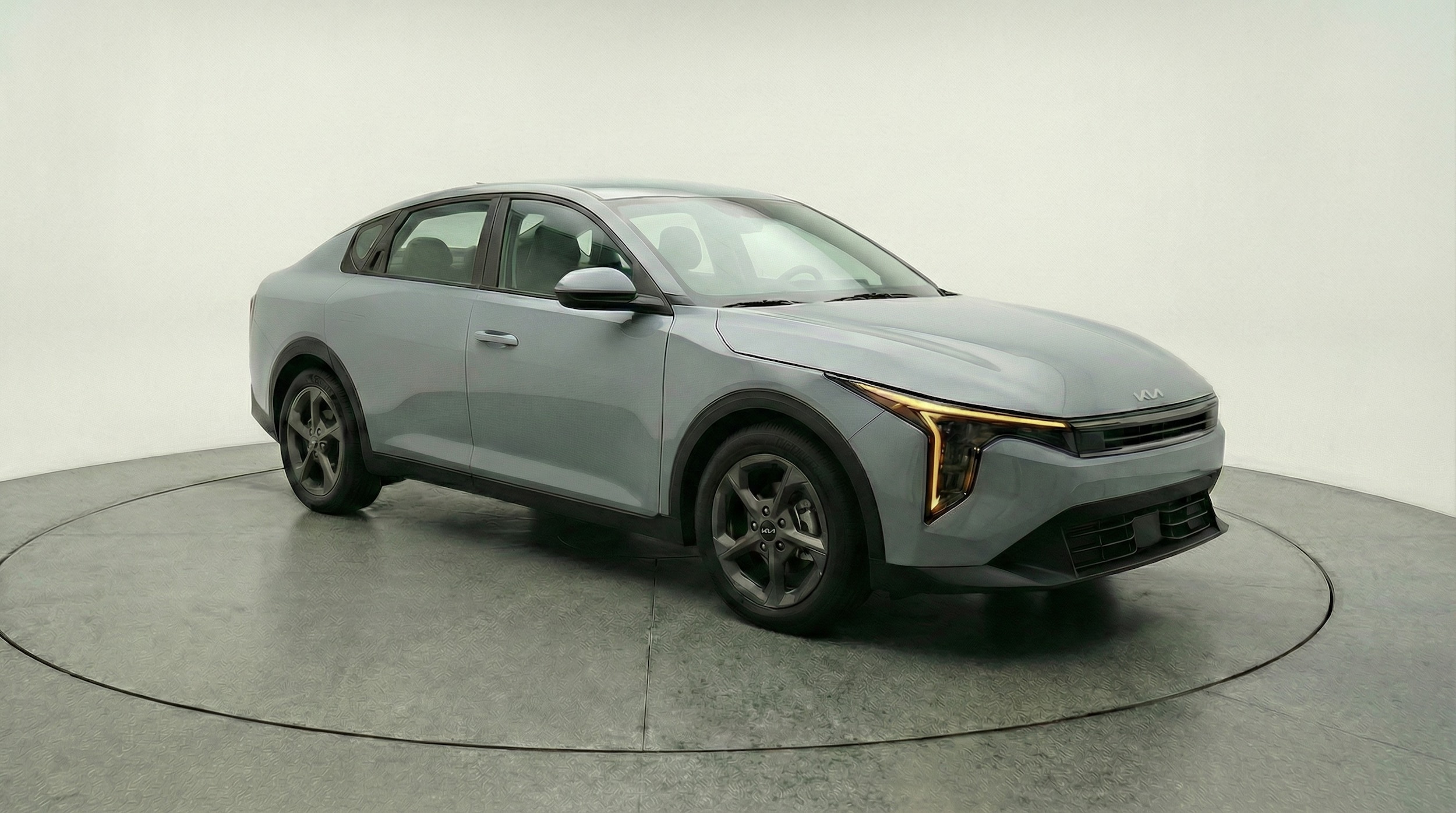 Thumbnail: 2025 Kia K4 - 1