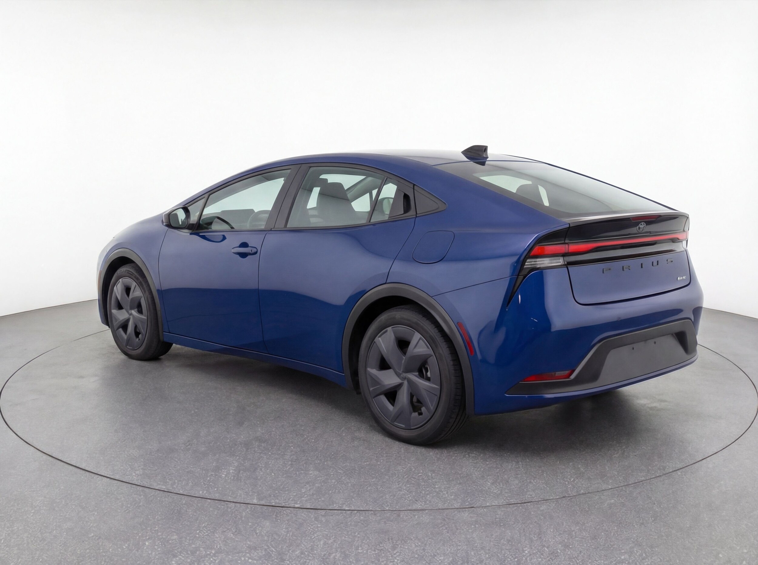 Thumbnail: 2025 Toyota Prius - 6