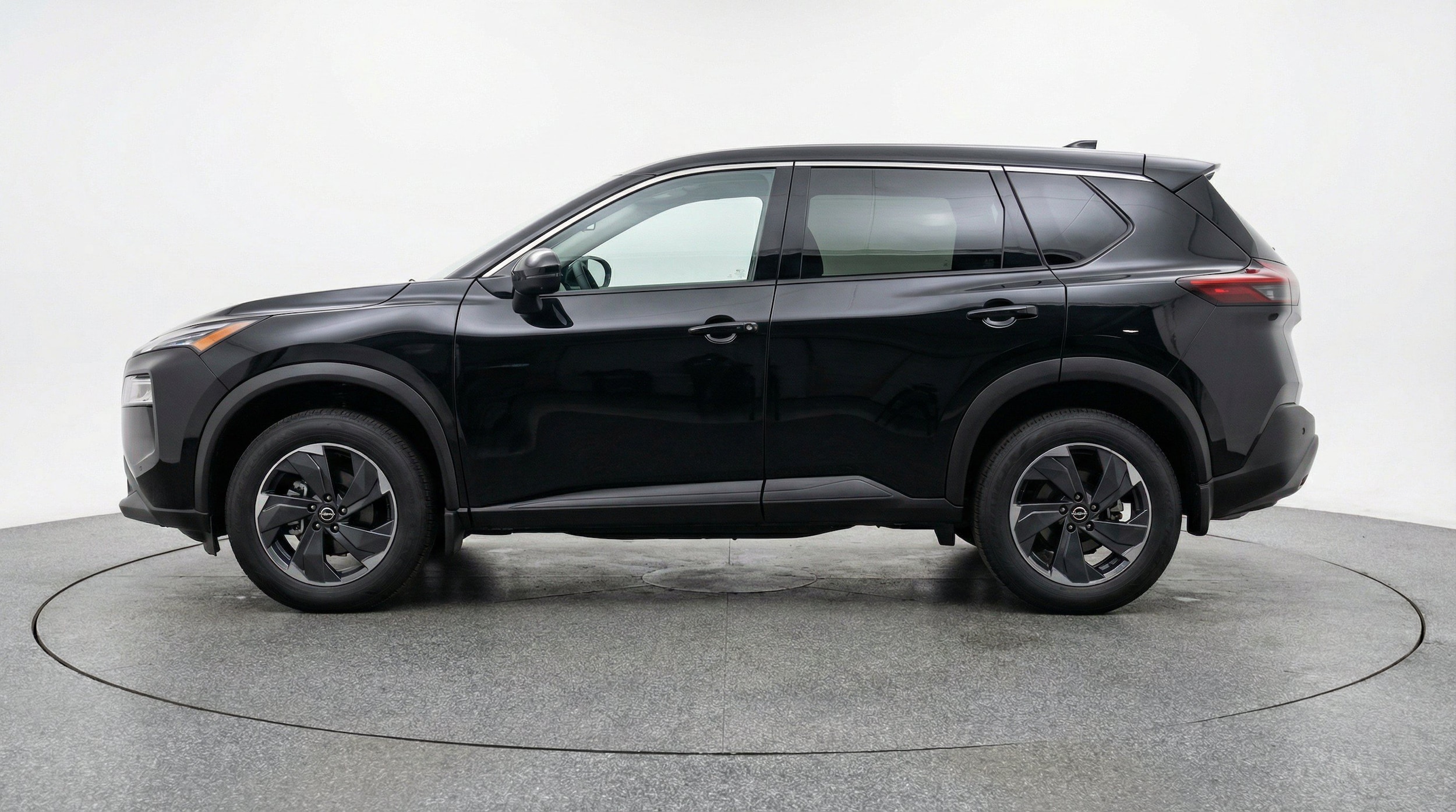 Thumbnail: 2025 Nissan Rogue - 5
