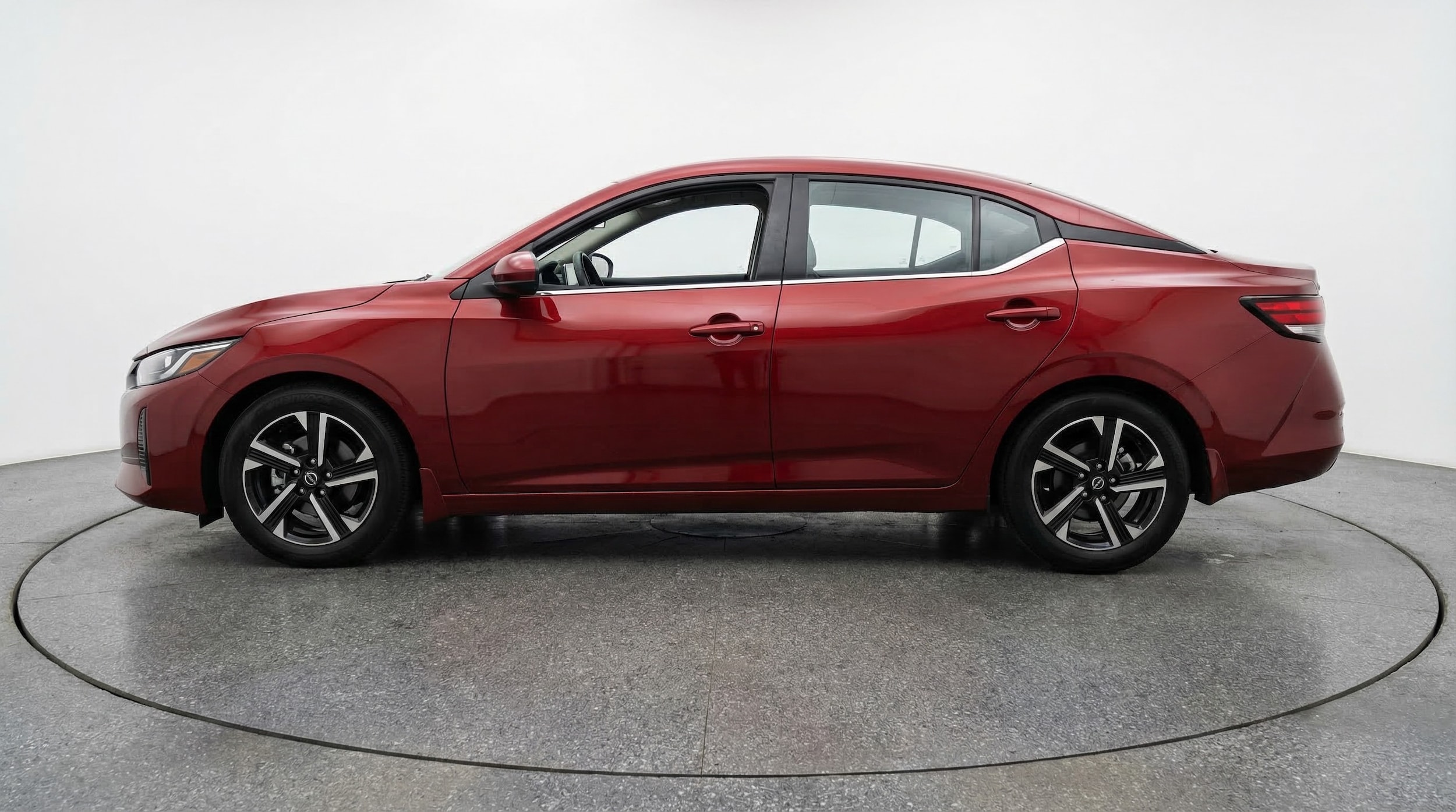 Thumbnail: 2025 Nissan Sentra - 4