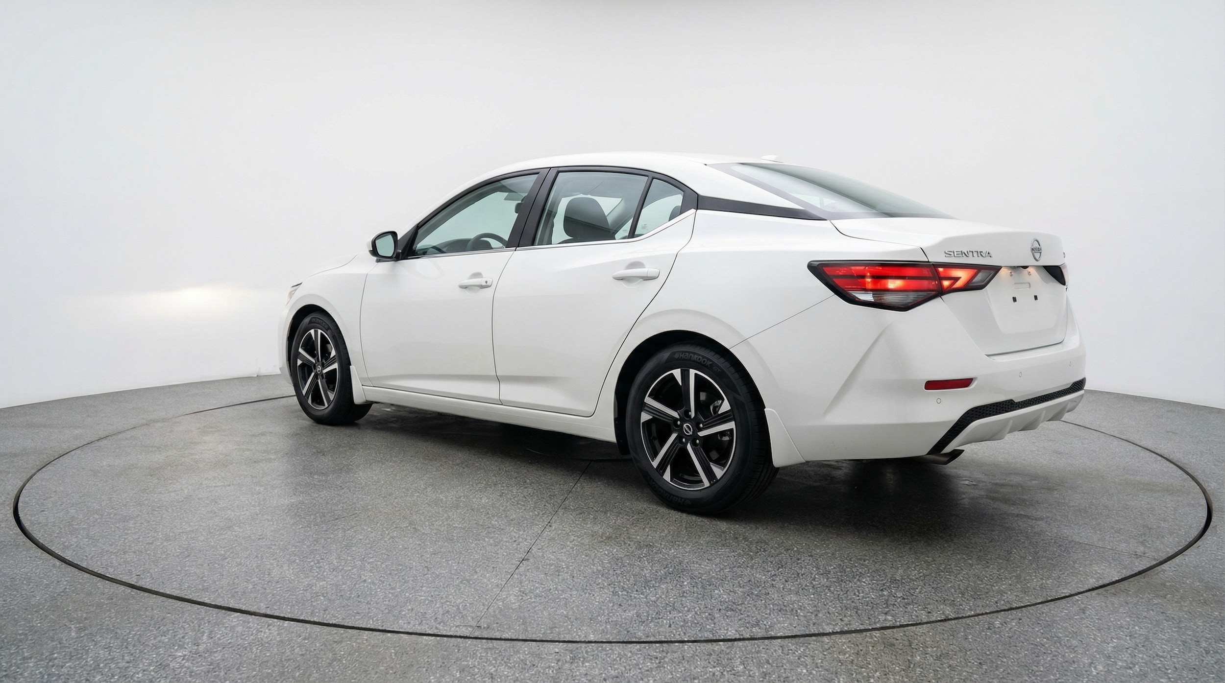 Thumbnail: 2025 Nissan Sentra - 5