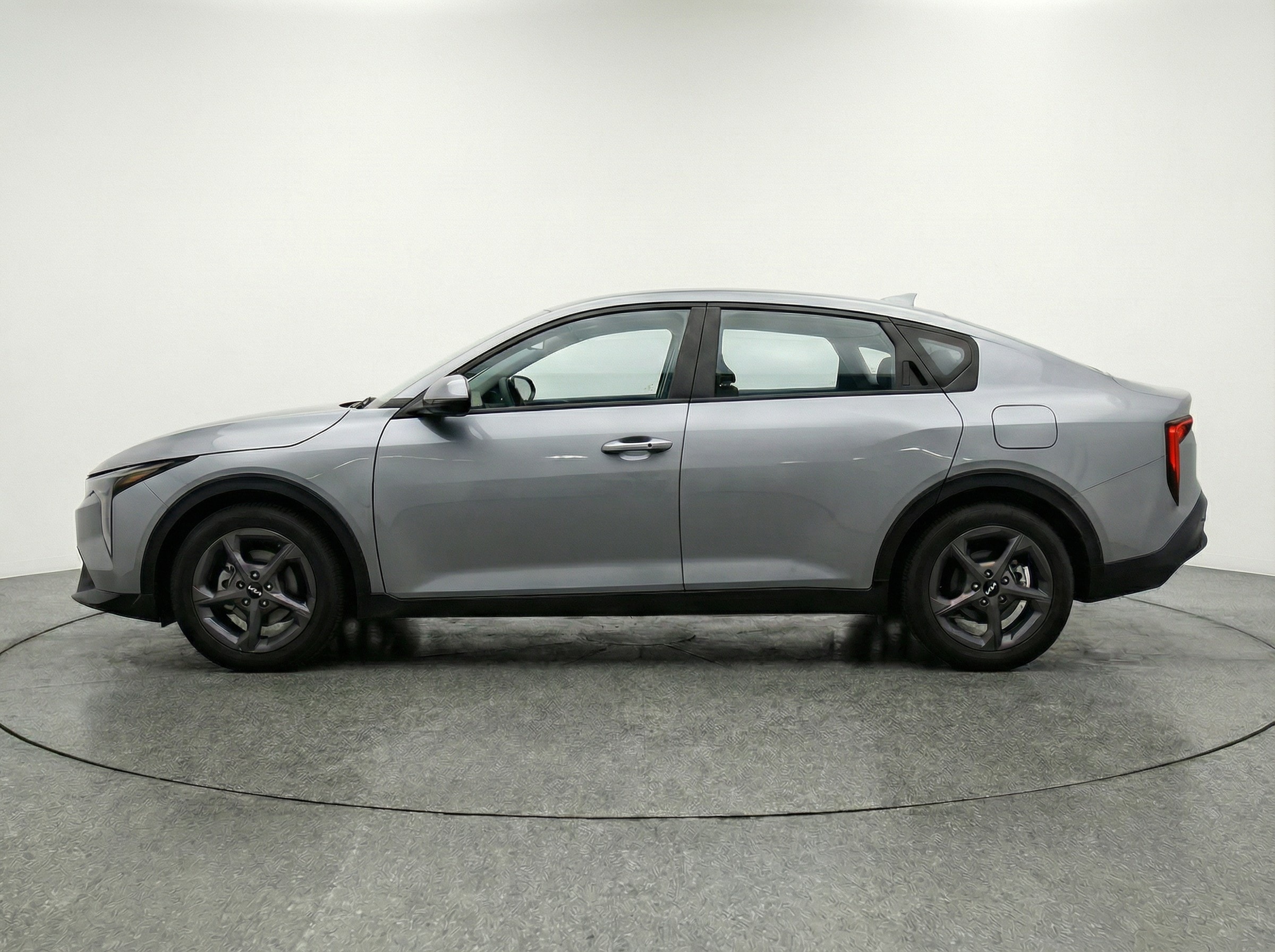 Thumbnail: 2025 Kia K4 - 4