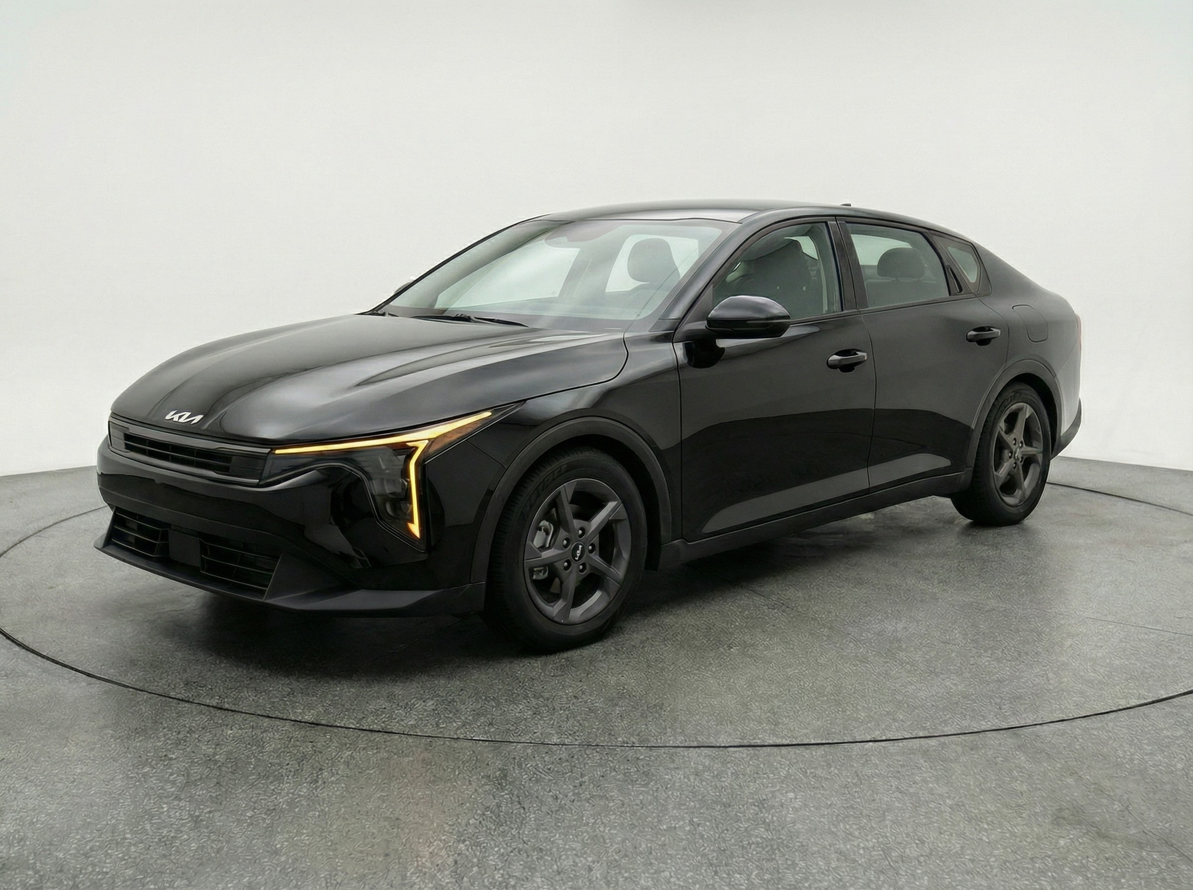 Thumbnail: 2025 Kia K4 - 3