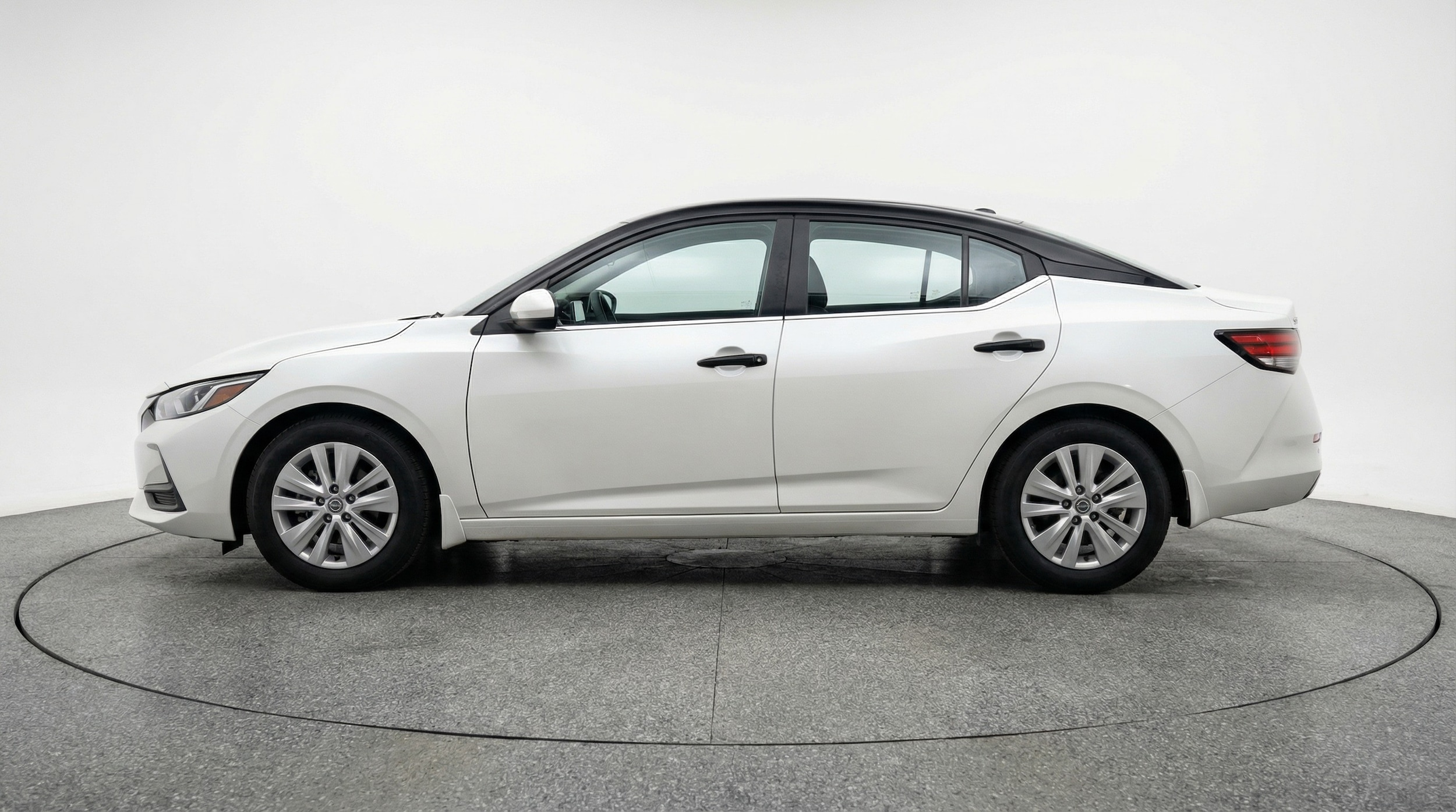 Thumbnail: 2025 Nissan Sentra - 4