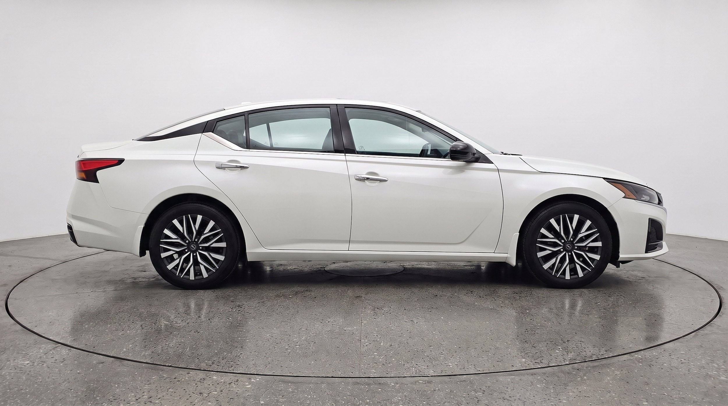 Thumbnail: 2025 Nissan Altima - 11