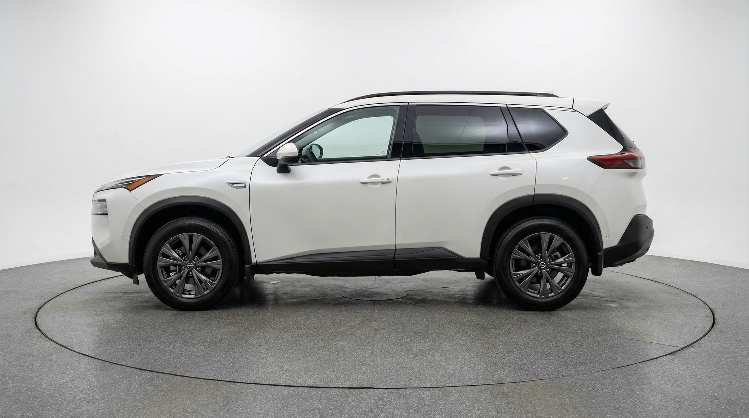 Thumbnail: 2025 Nissan Rogue - 4