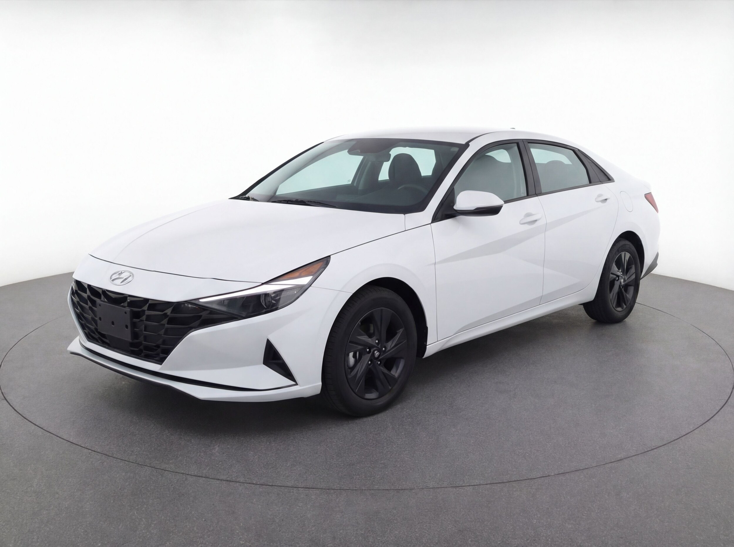 Thumbnail: 2023 Hyundai Elantra - 3