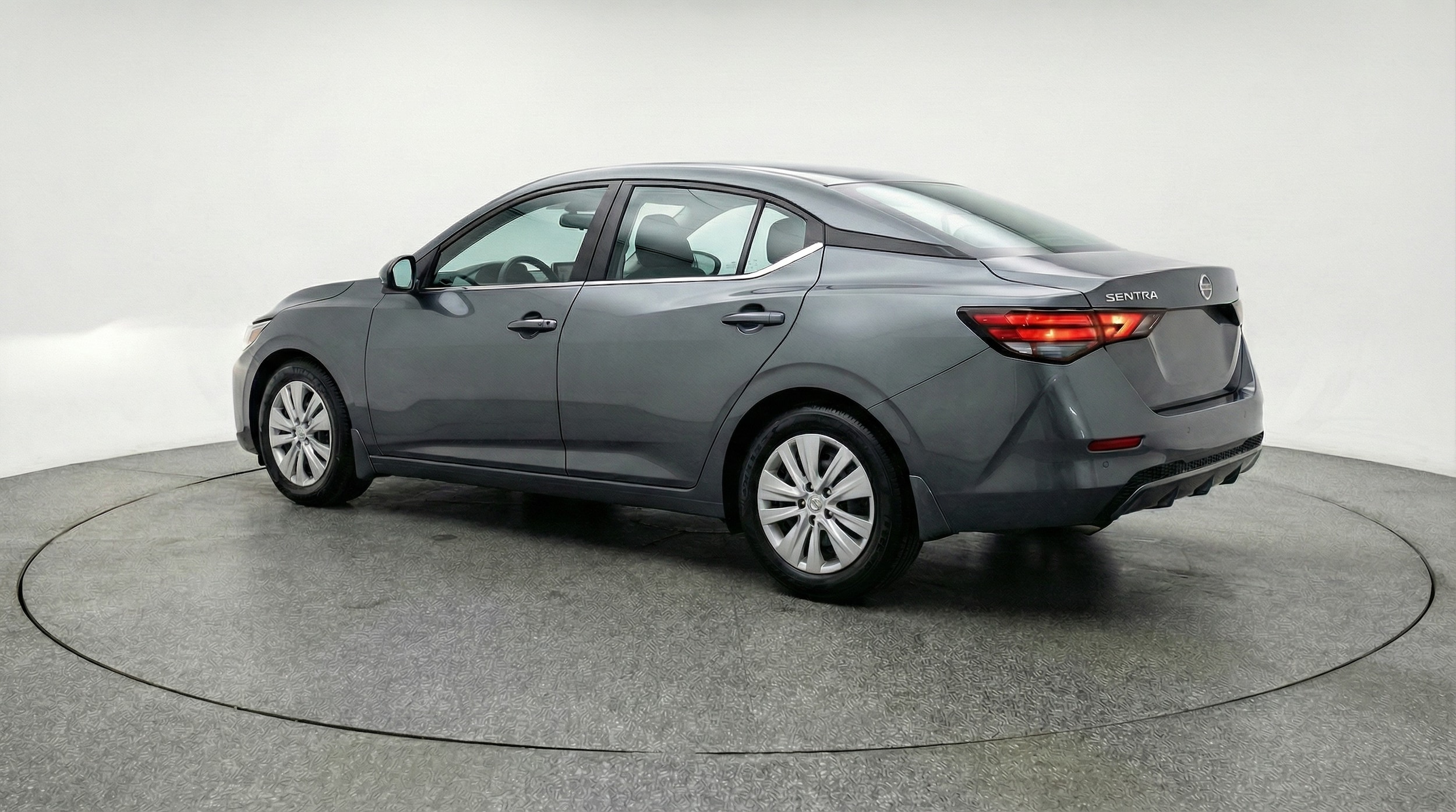 Thumbnail: 2025 Nissan Sentra - 5