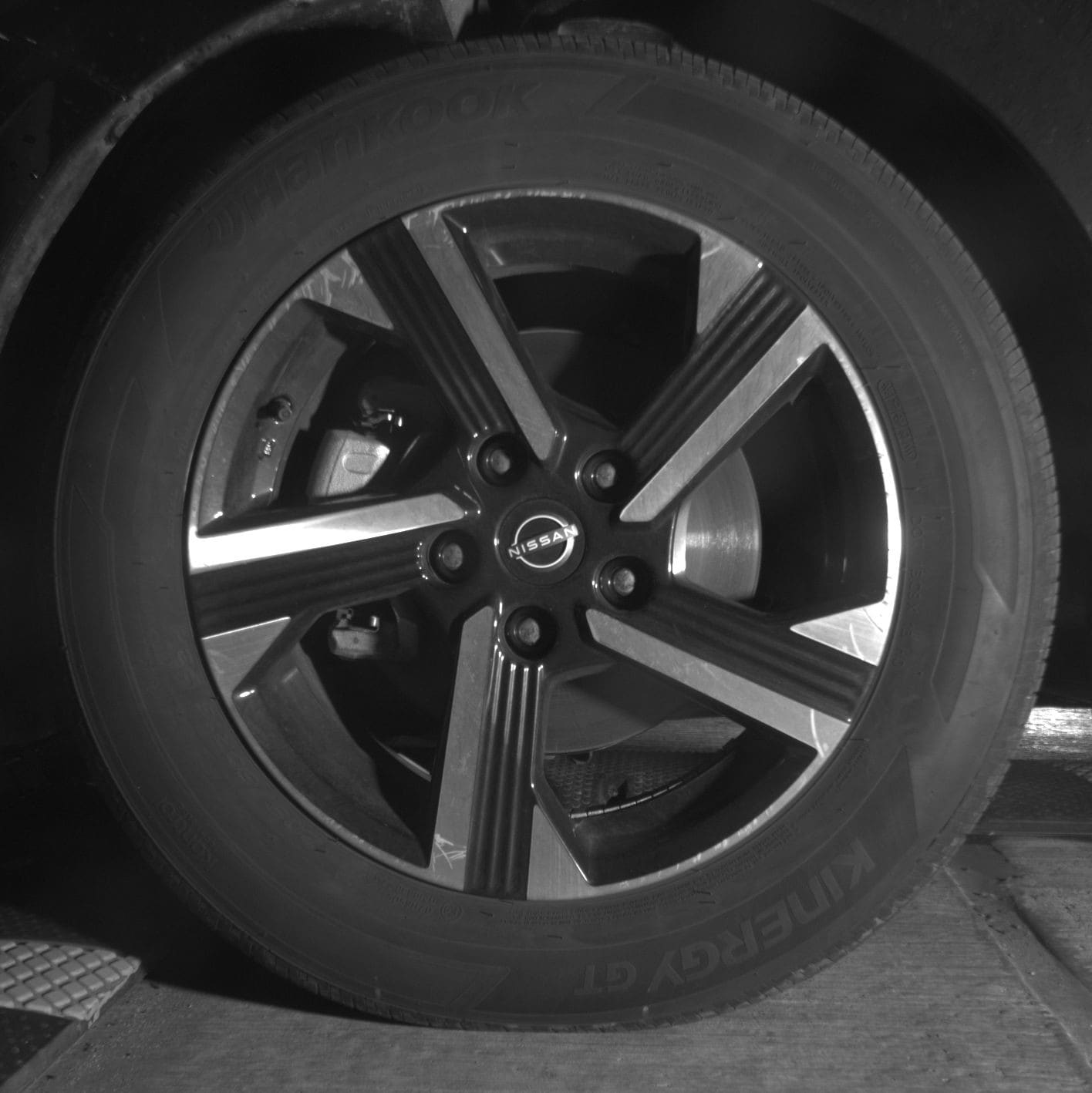 Thumbnail: 2025 Nissan Sentra - 9