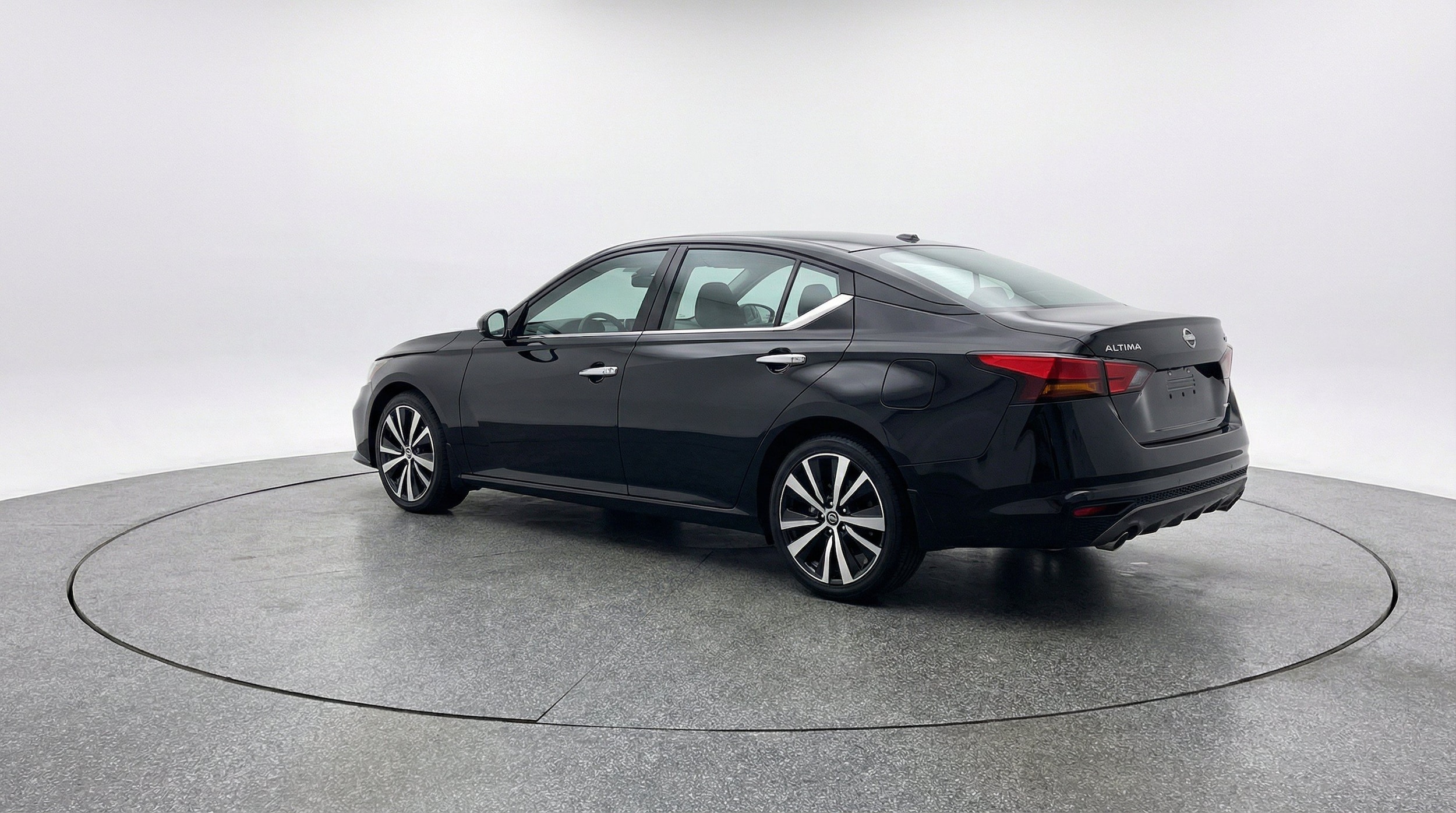 Thumbnail: 2025 Nissan Altima - 6