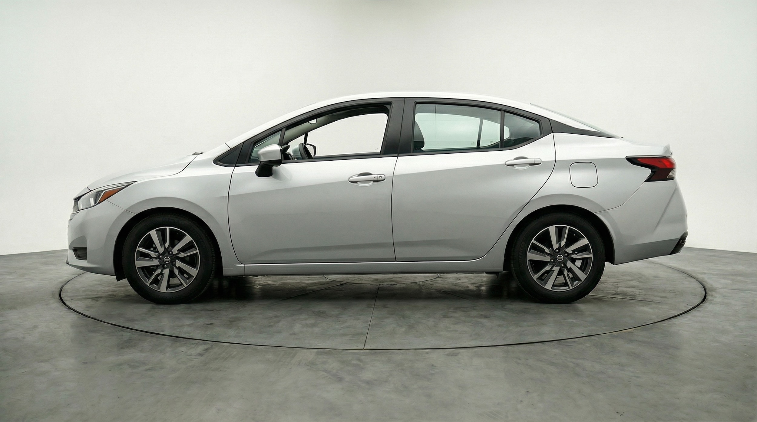 Thumbnail: 2025 Nissan Versa - 4