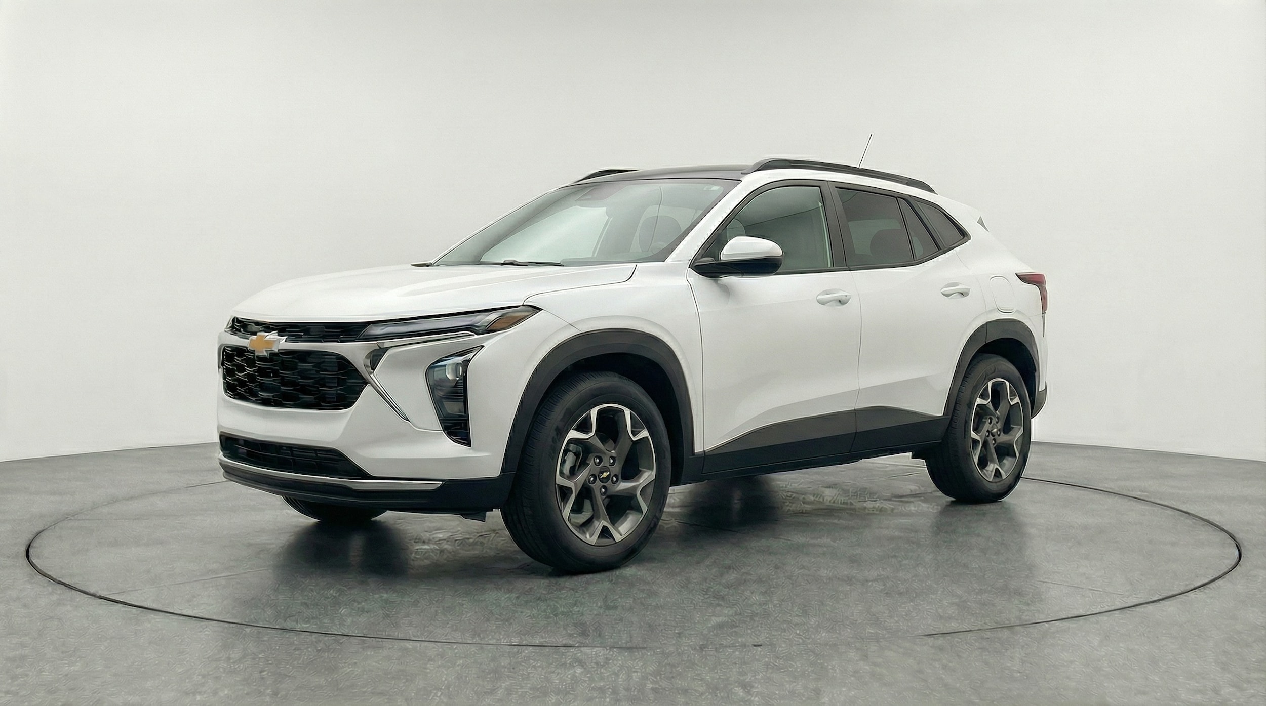 Thumbnail: 2025 Chevrolet Trax - 3