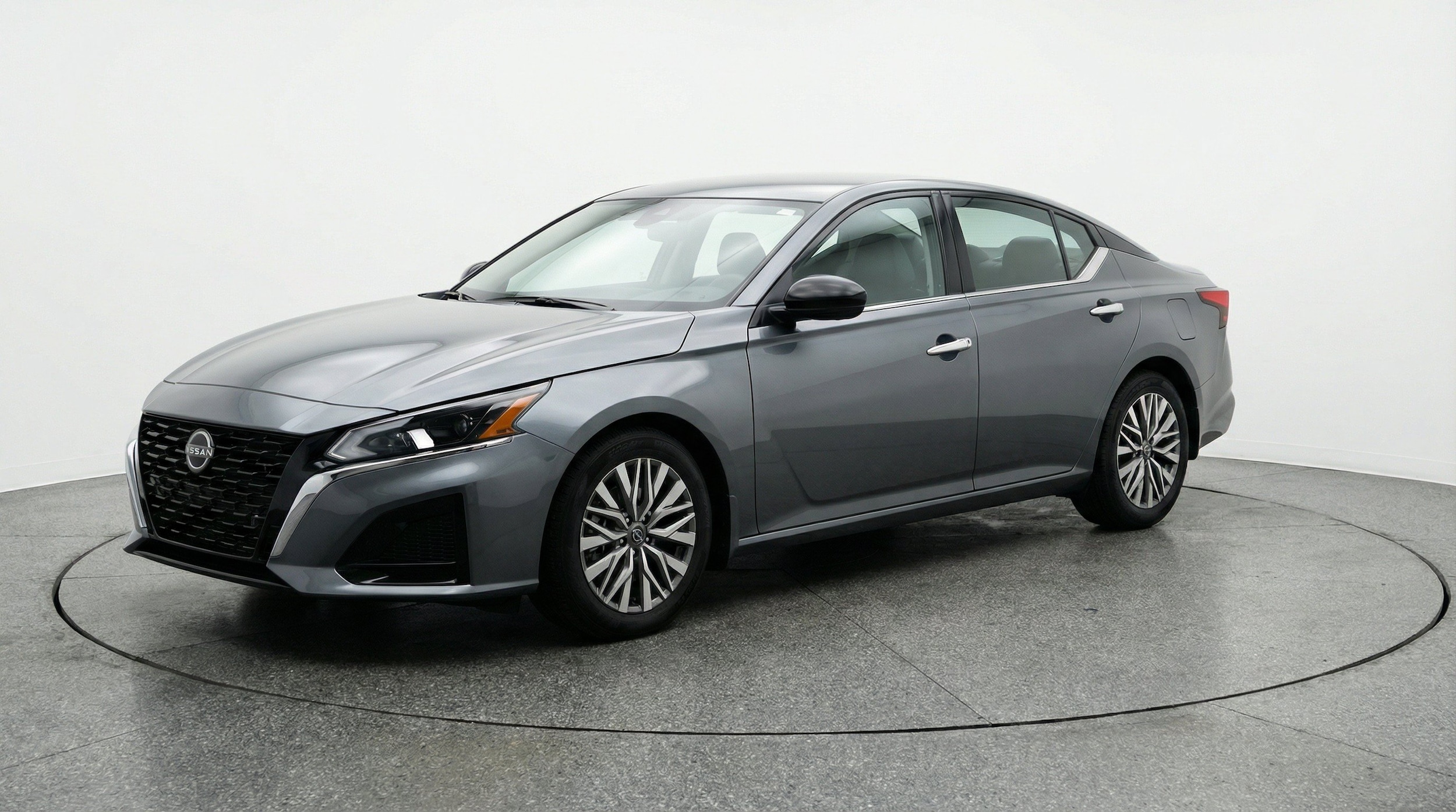 Thumbnail: 2025 Nissan Altima - 3