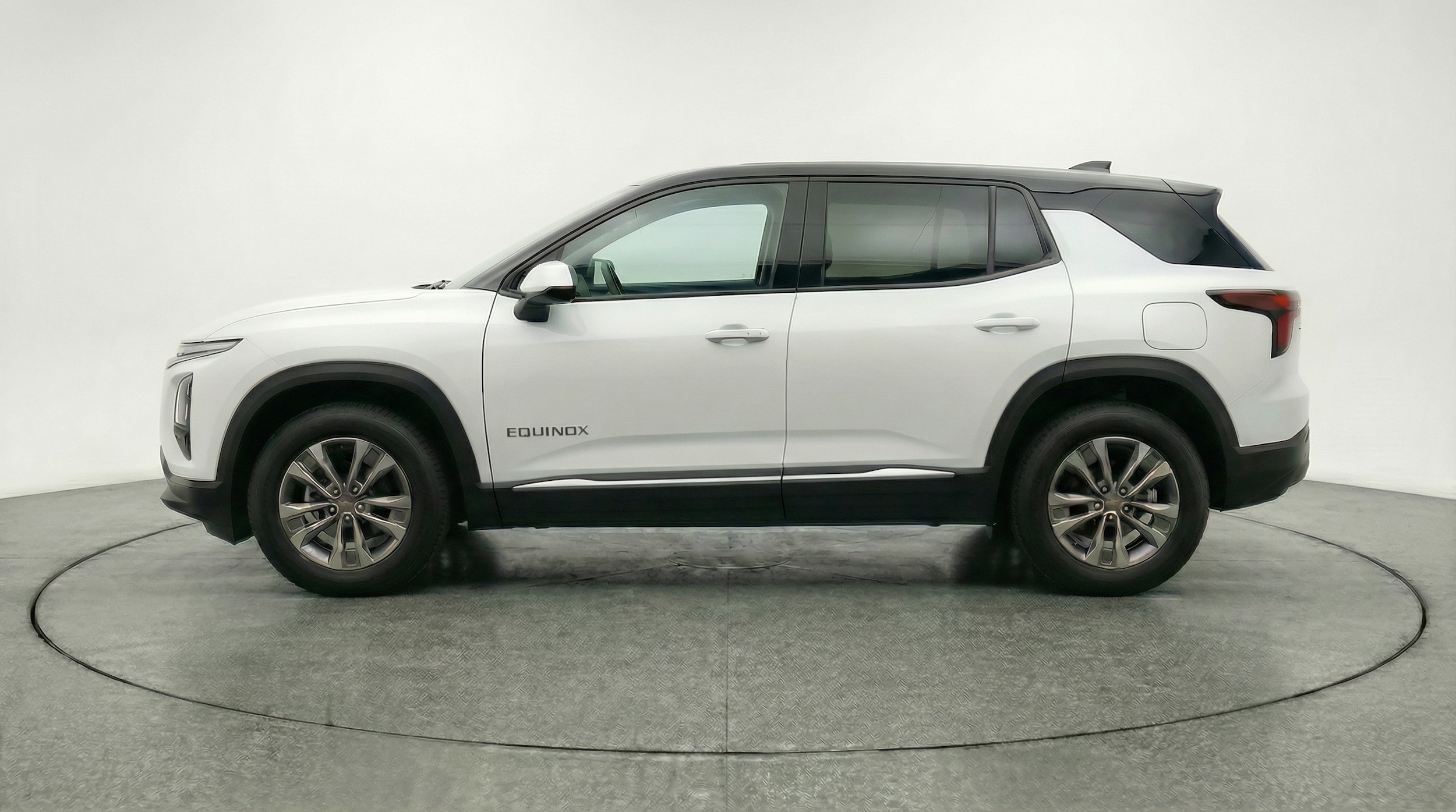 Thumbnail: 2025 Chevrolet Equinox - 4