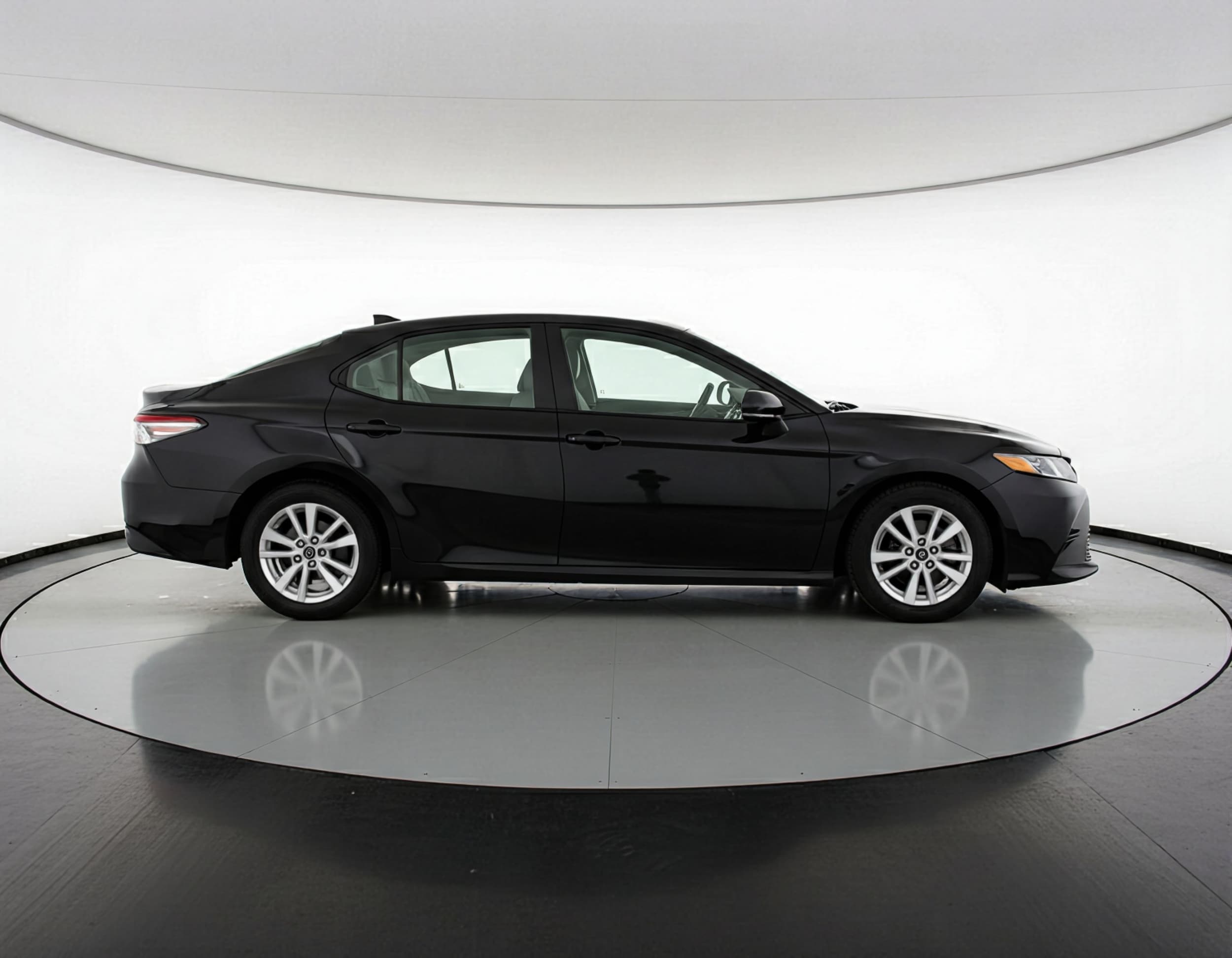 Thumbnail: 2025 Toyota Camry - 8