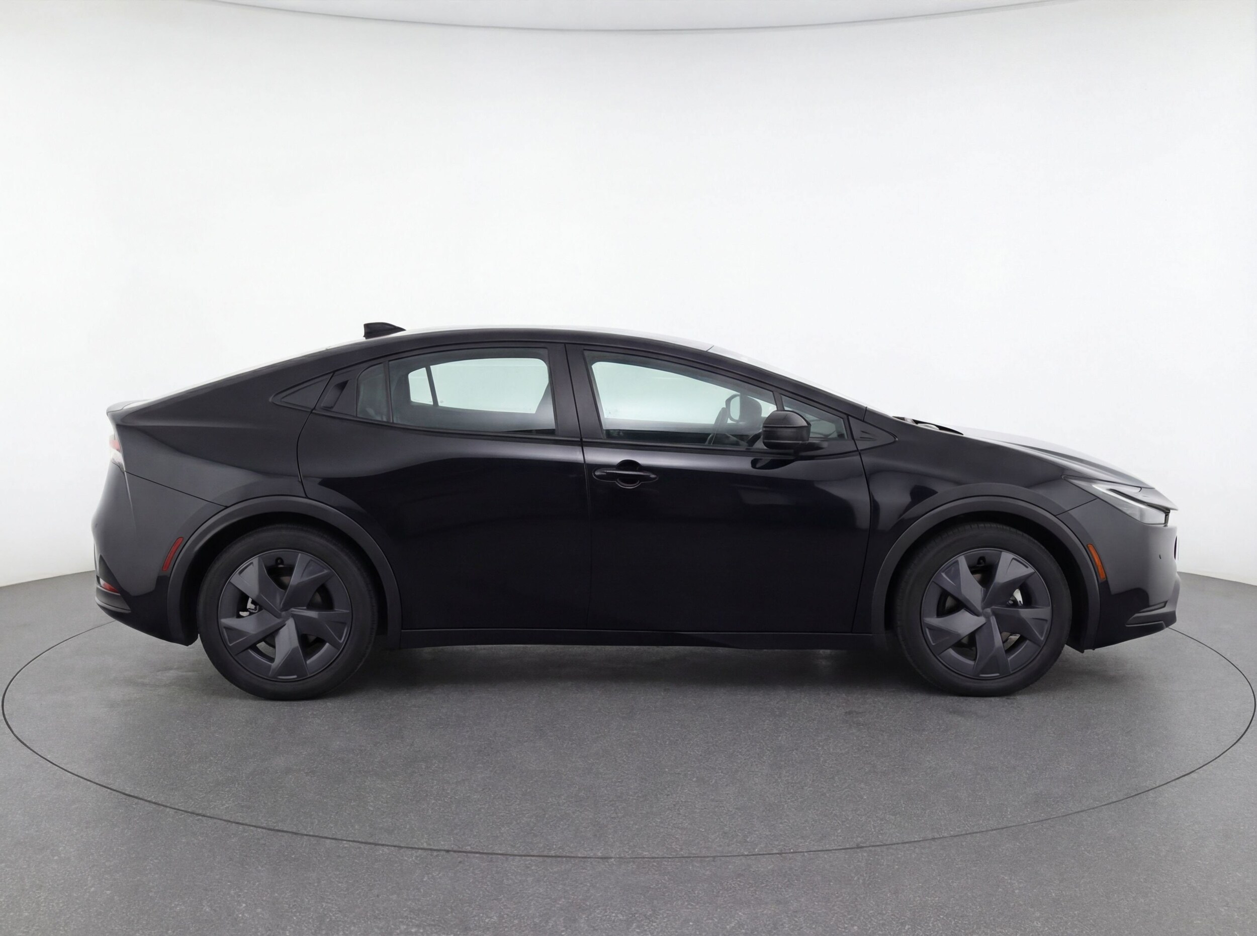 Thumbnail: 2025 Toyota Prius - 11